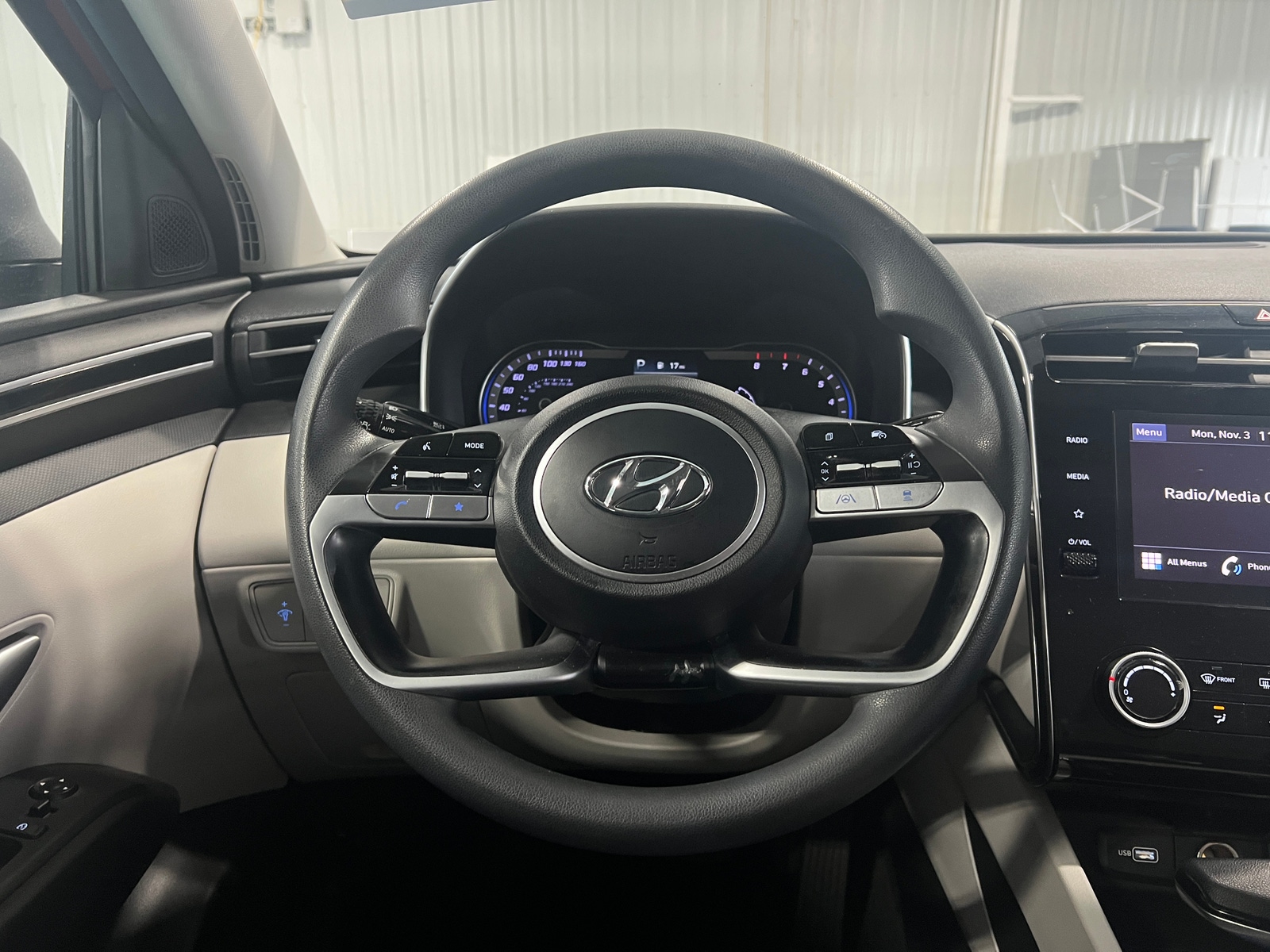 Thumbnail: 2022 Hyundai Tucson - 5