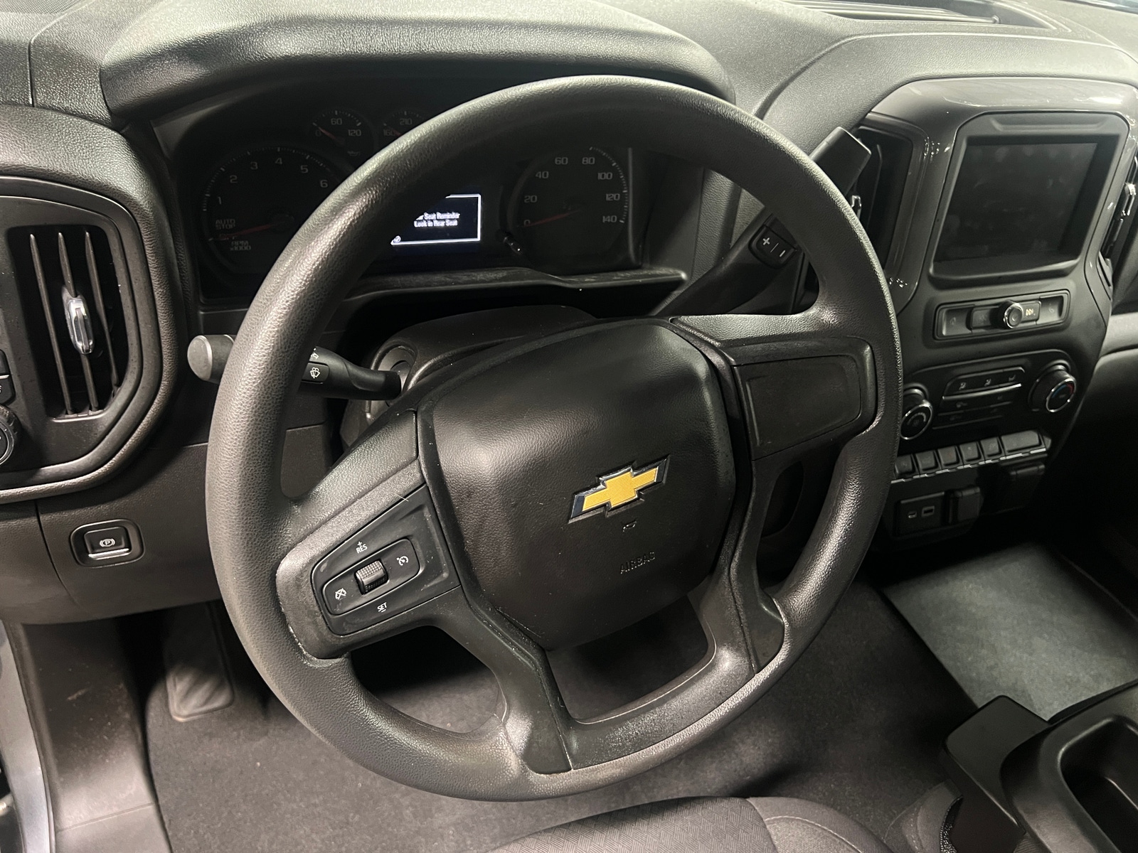 Thumbnail: 2022 Chevrolet Silverado 1500 - 5