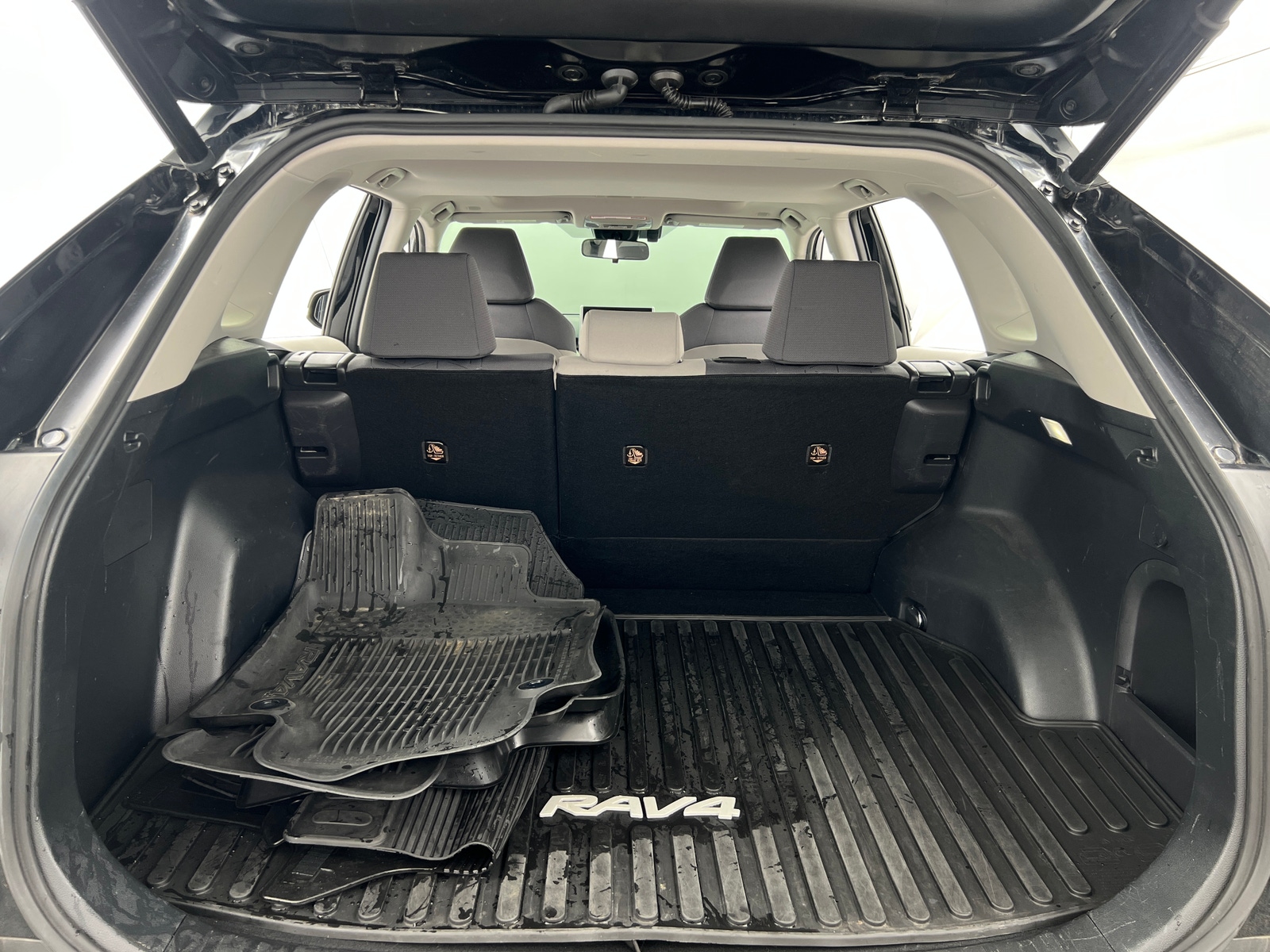 Thumbnail: 2023 Toyota RAV4 - 7