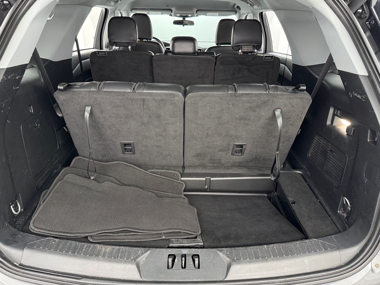 Thumbnail: 2023 Ford Explorer - 7