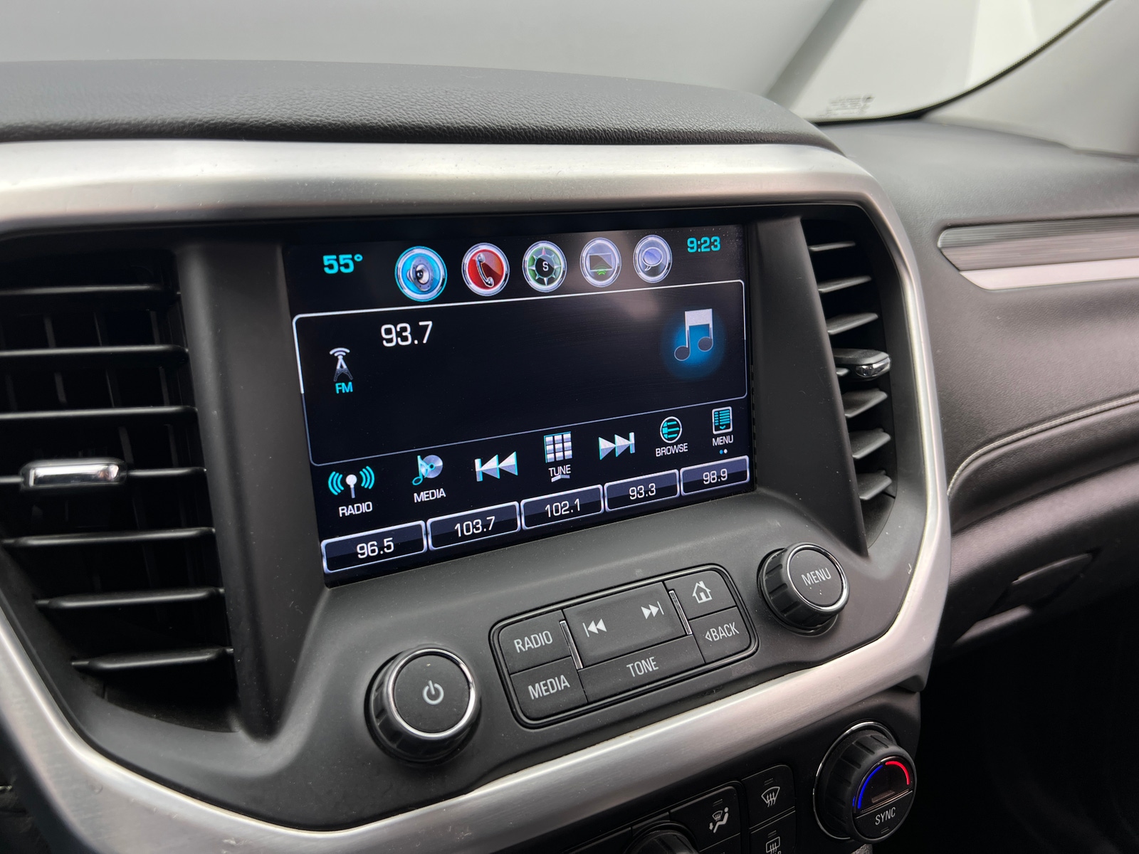 Thumbnail: 2018 GMC Acadia - 3