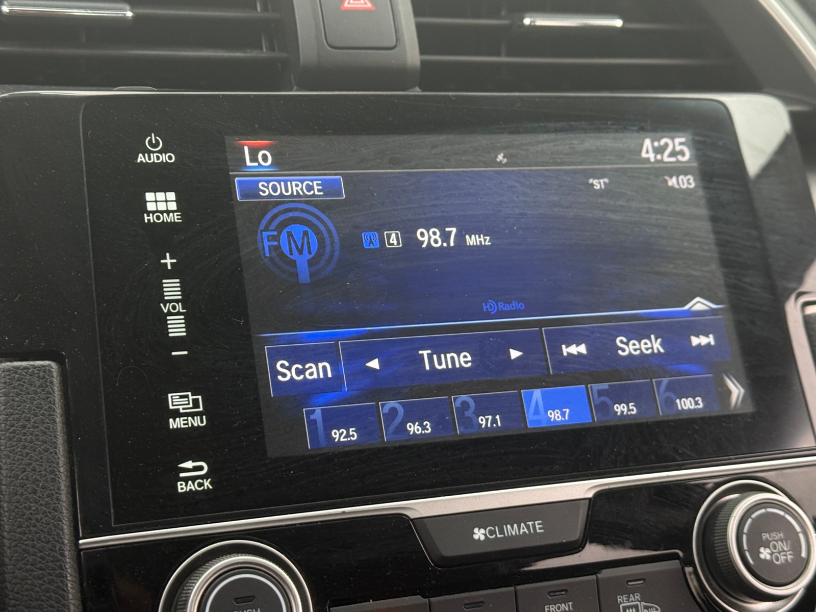 Thumbnail: 2017 Honda Civic - 4