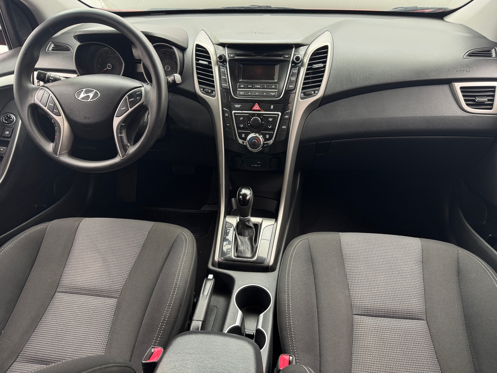 Thumbnail: 2017 Hyundai Elantra - 3