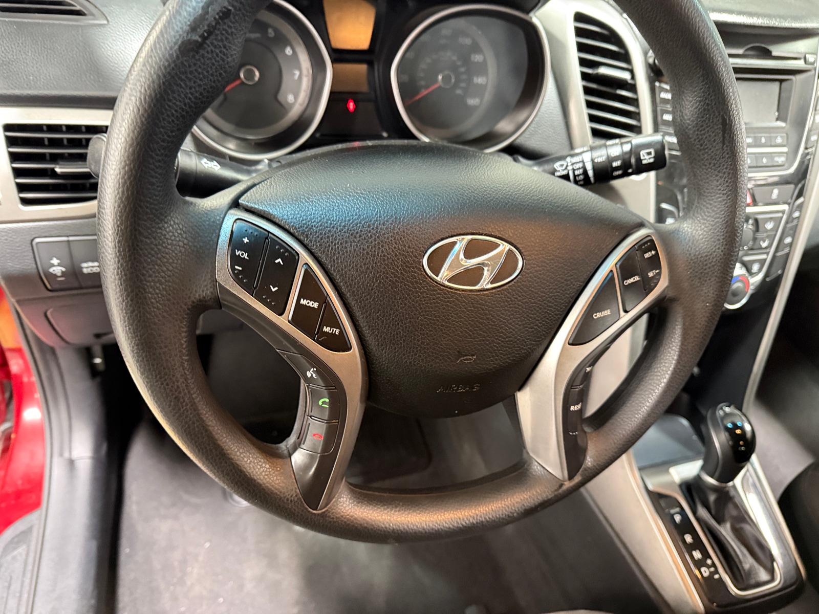 Thumbnail: 2017 Hyundai Elantra - 5