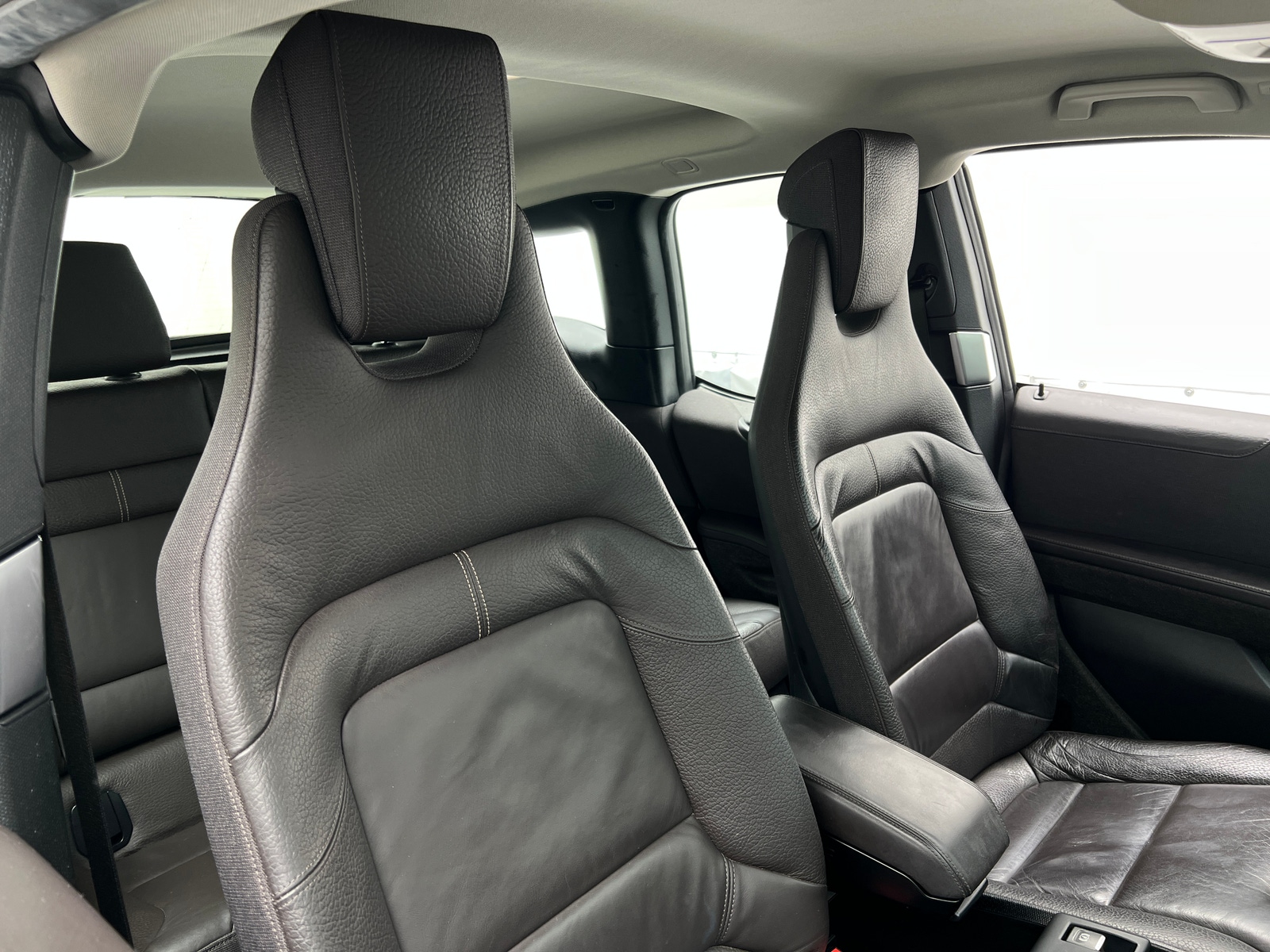 Thumbnail: 2017 BMW i3 - 2