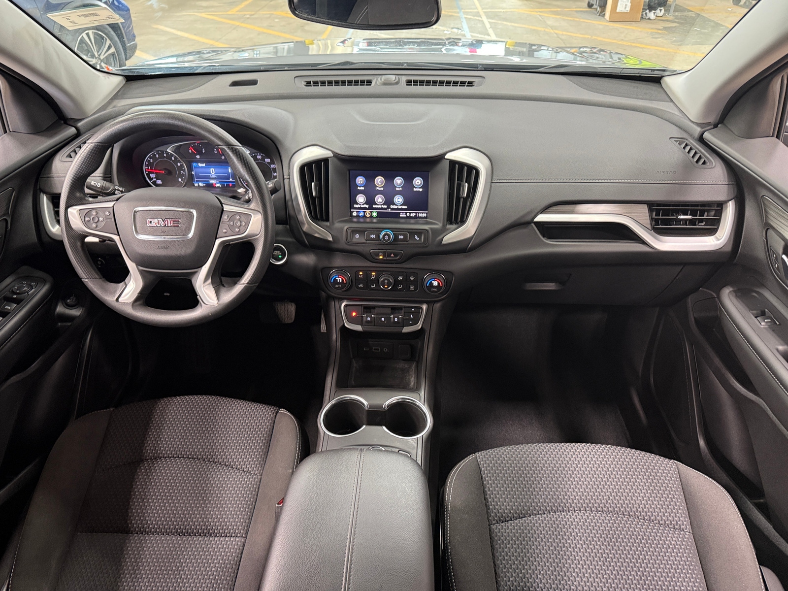 Thumbnail: 2024 GMC Terrain - 3