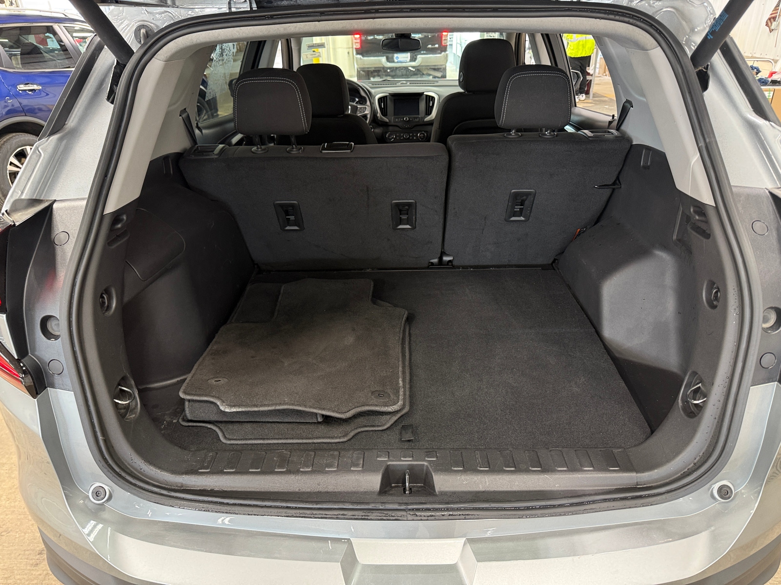 Thumbnail: 2024 GMC Terrain - 7