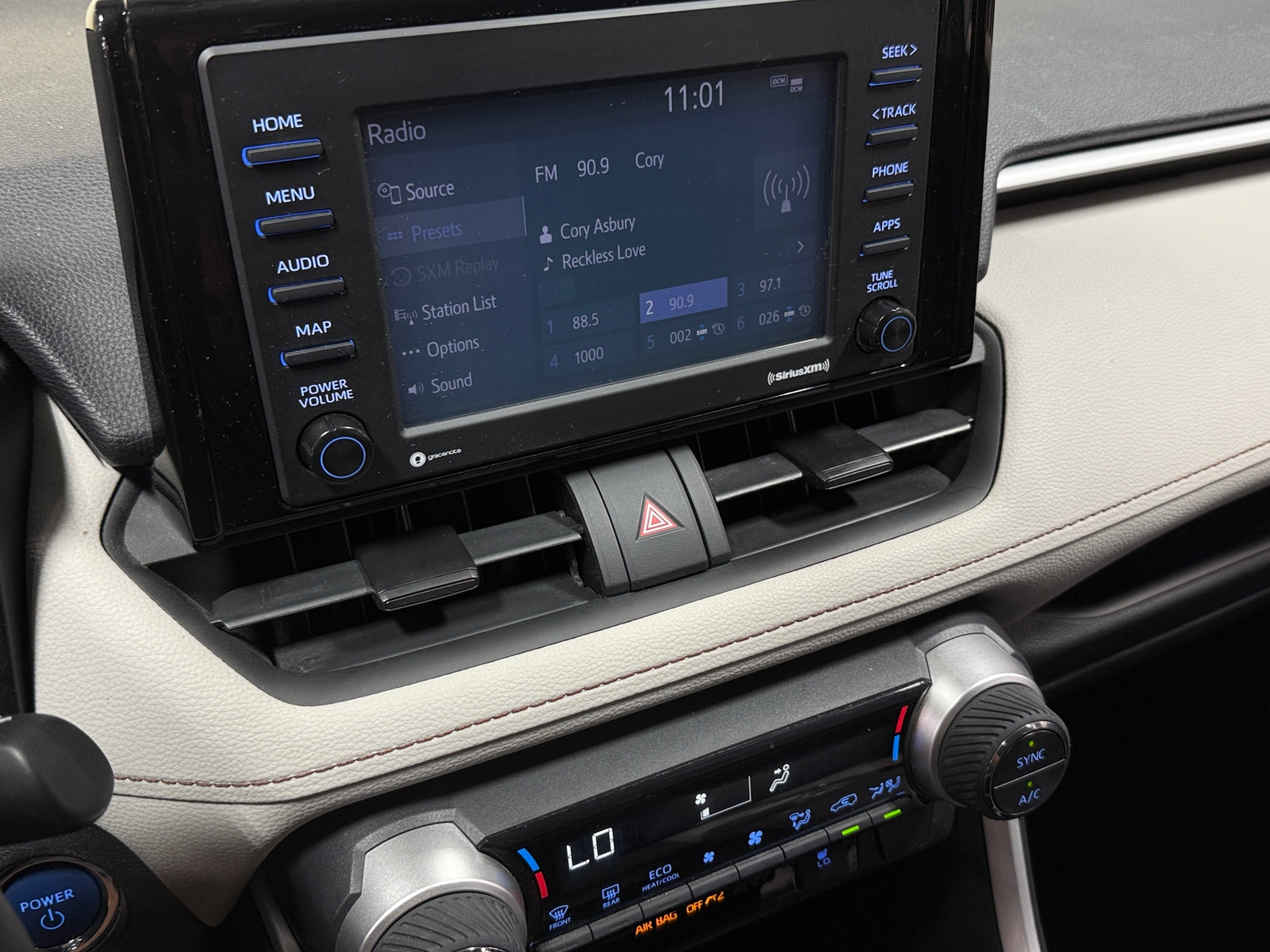 Thumbnail: 2020 Toyota RAV4 - 4