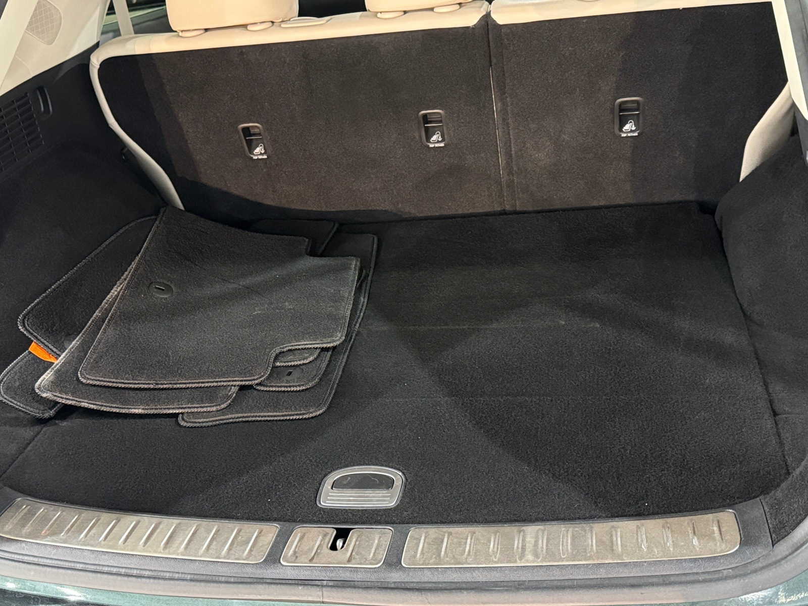 Thumbnail: 2022 Genesis GV70 - 6