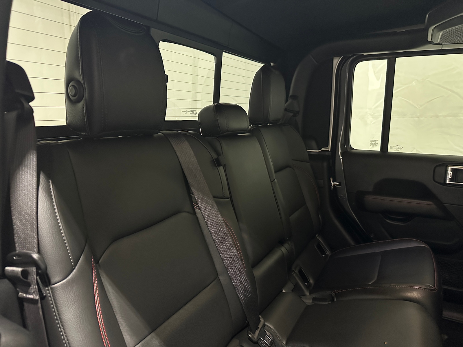 Thumbnail: 2021 Jeep Gladiator - 5