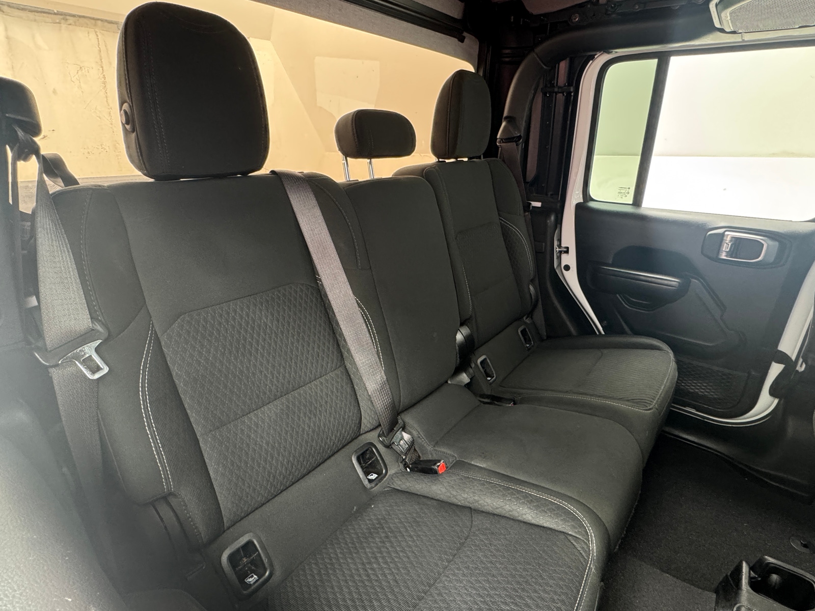 Thumbnail: 2021 Jeep Gladiator - 6