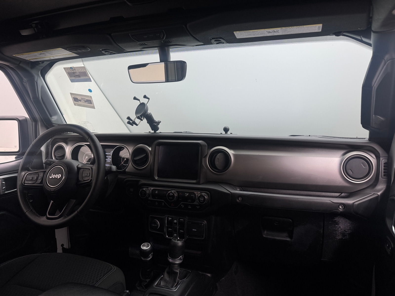 Thumbnail: 2021 Jeep Gladiator - 3