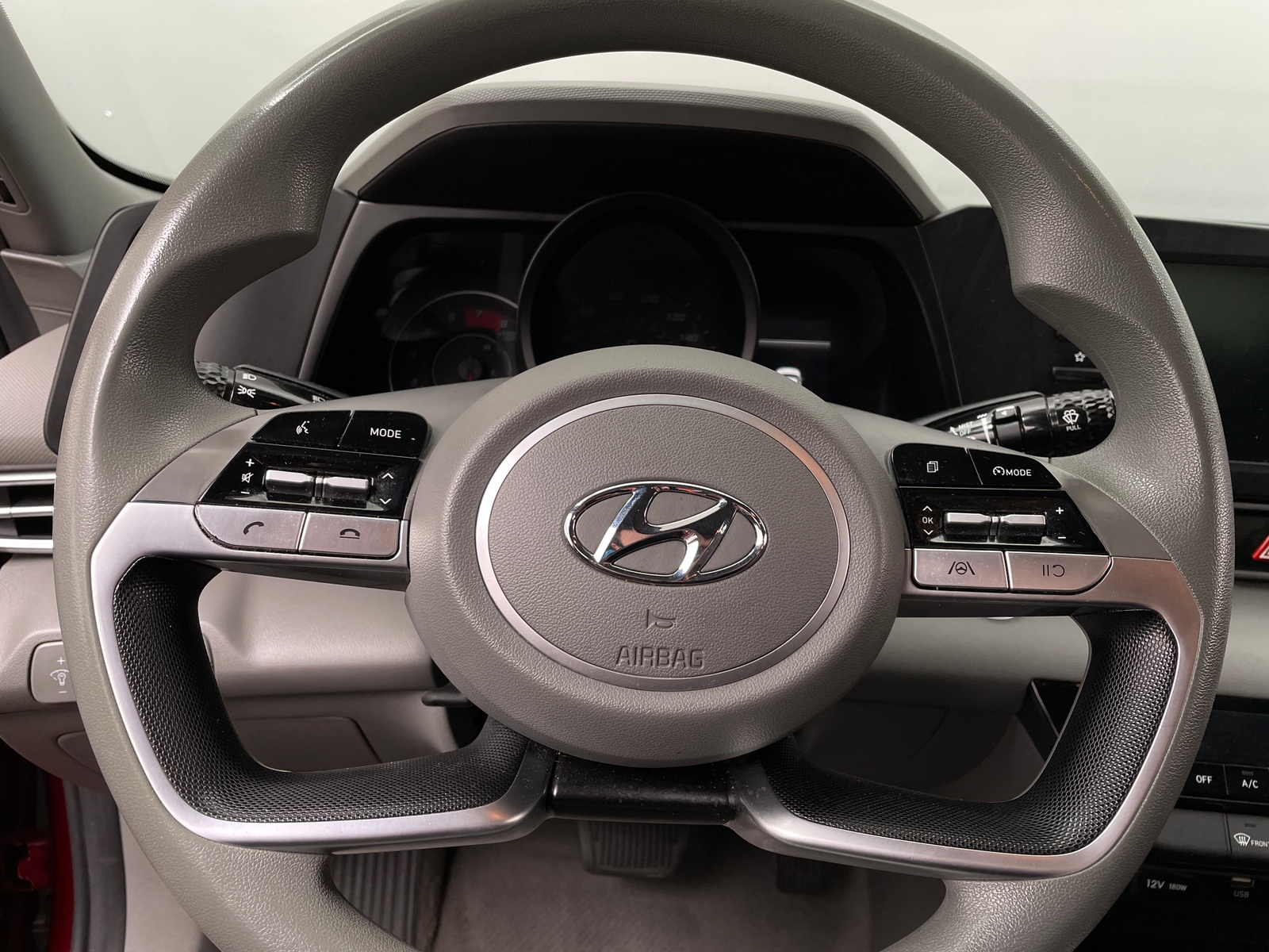 Thumbnail: 2023 Hyundai Elantra - 5