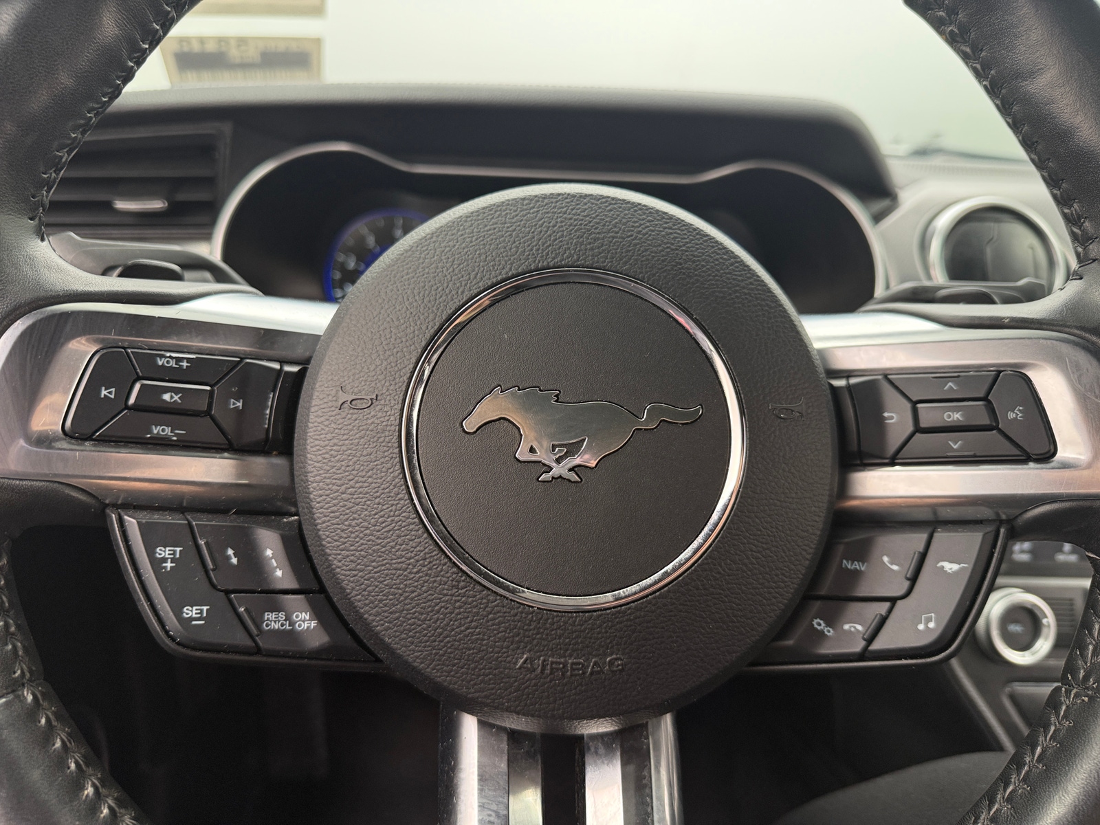 Thumbnail: 2019 Ford Mustang - 4