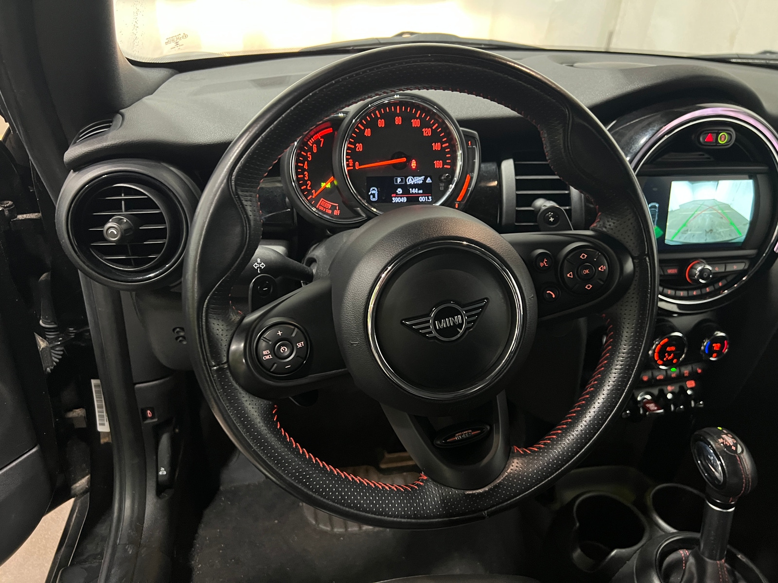 Thumbnail: 2019 MINI Cooper Convertible - 4