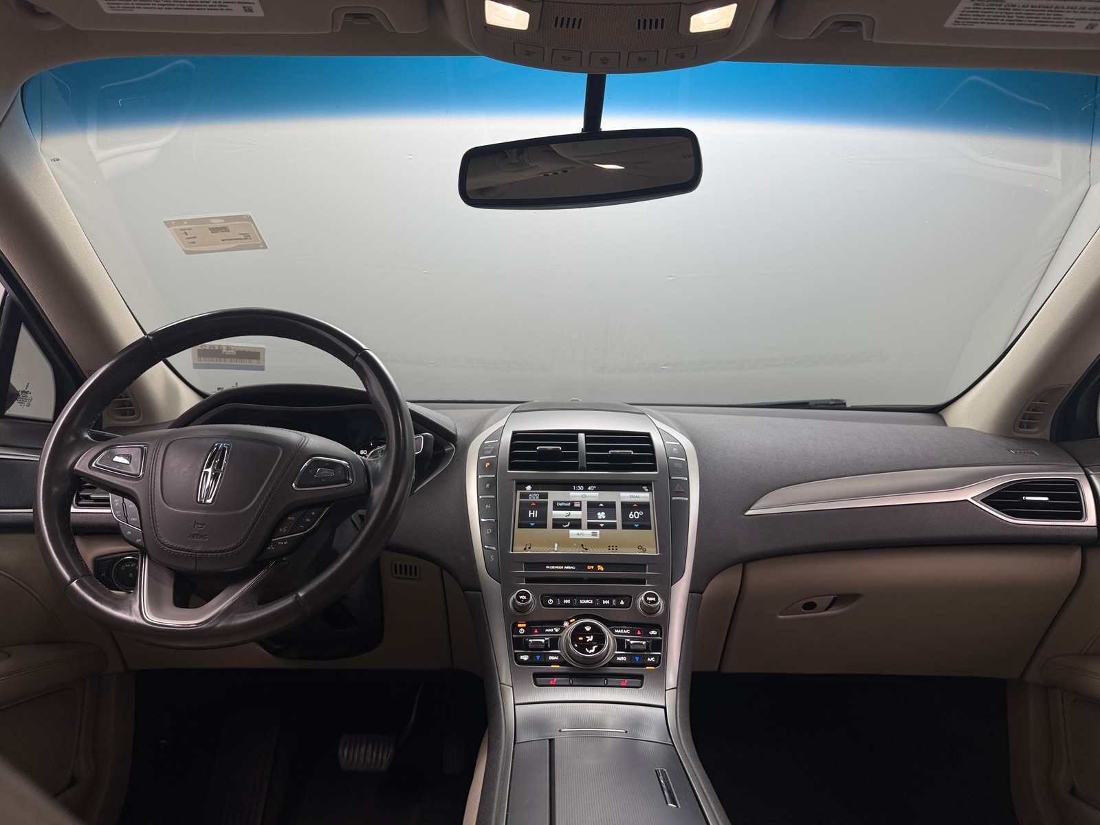 Thumbnail: 2017 Lincoln MKZ - 2