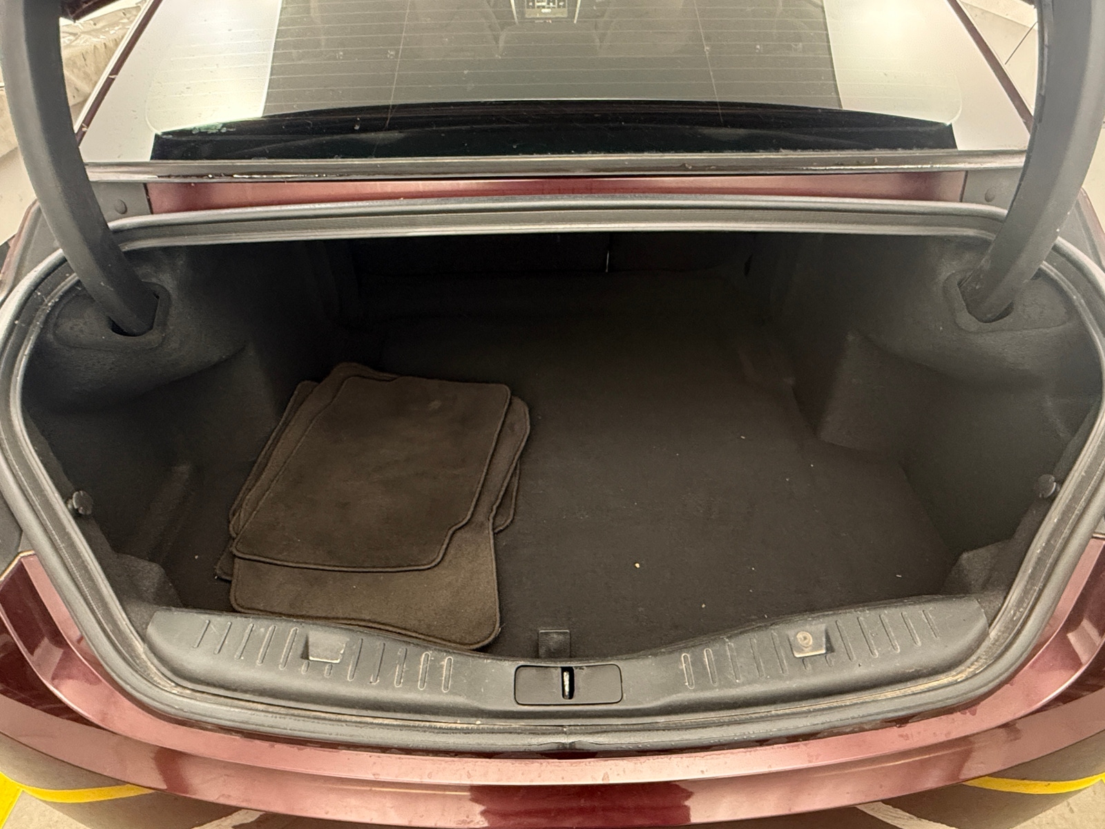 Thumbnail: 2017 Lincoln MKZ - 6