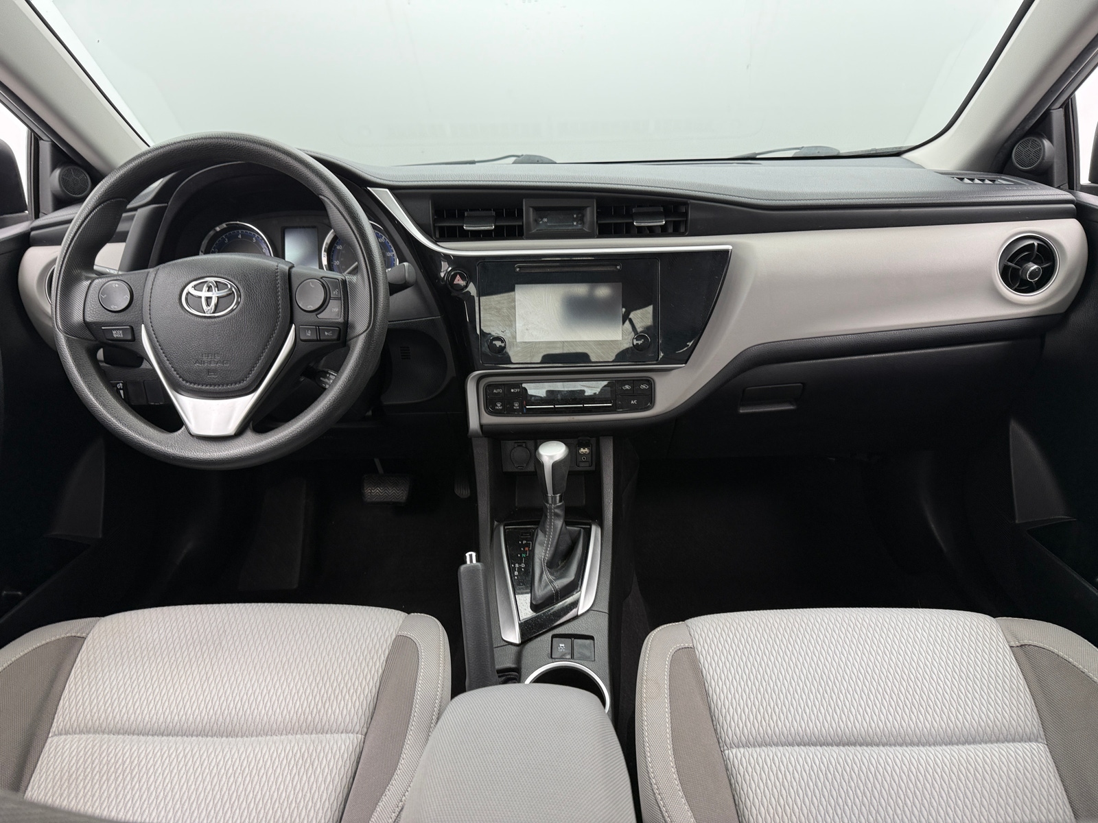 Thumbnail: 2018 Toyota Corolla - 3