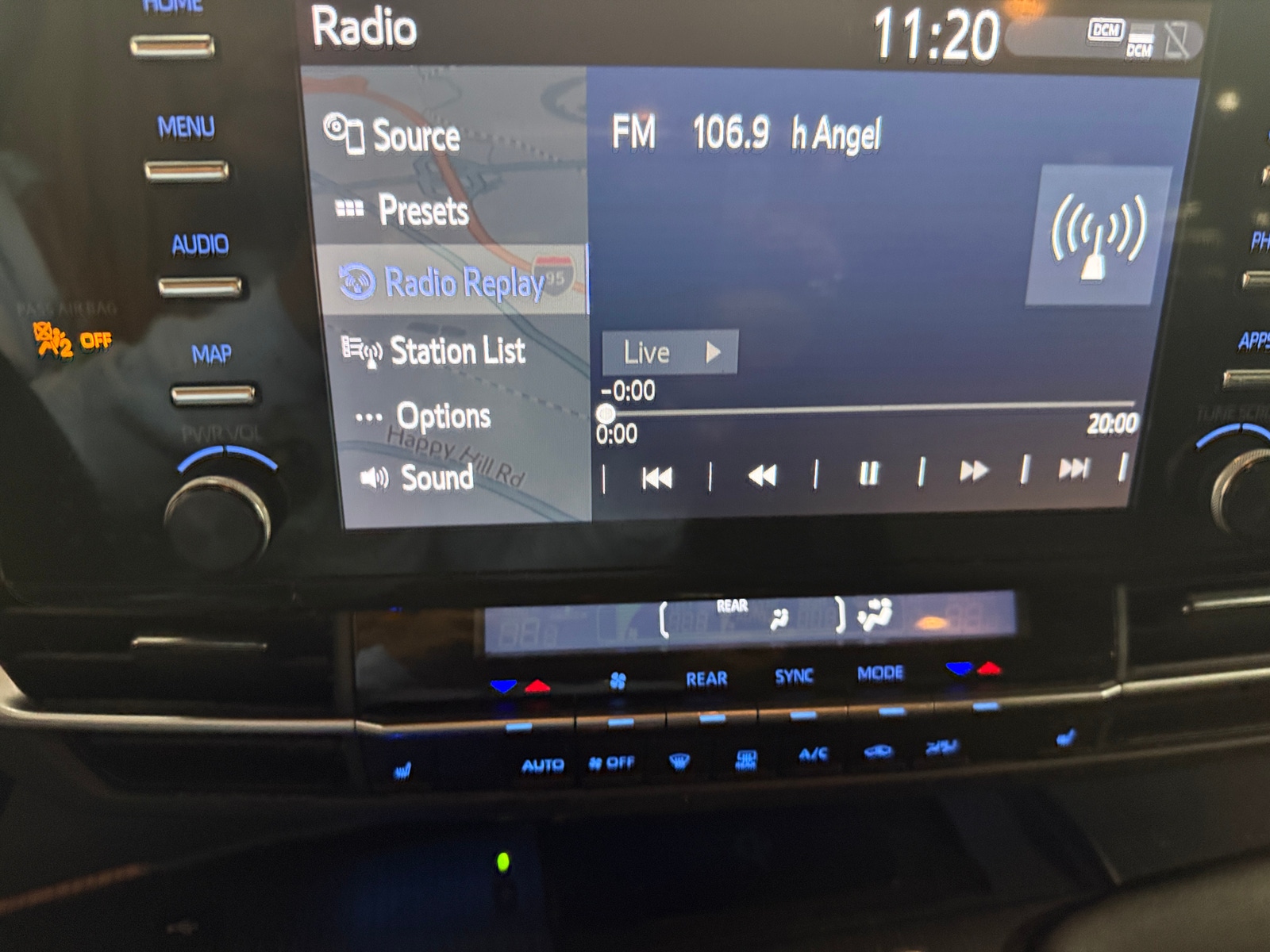 Thumbnail: 2023 Toyota Sienna - 3