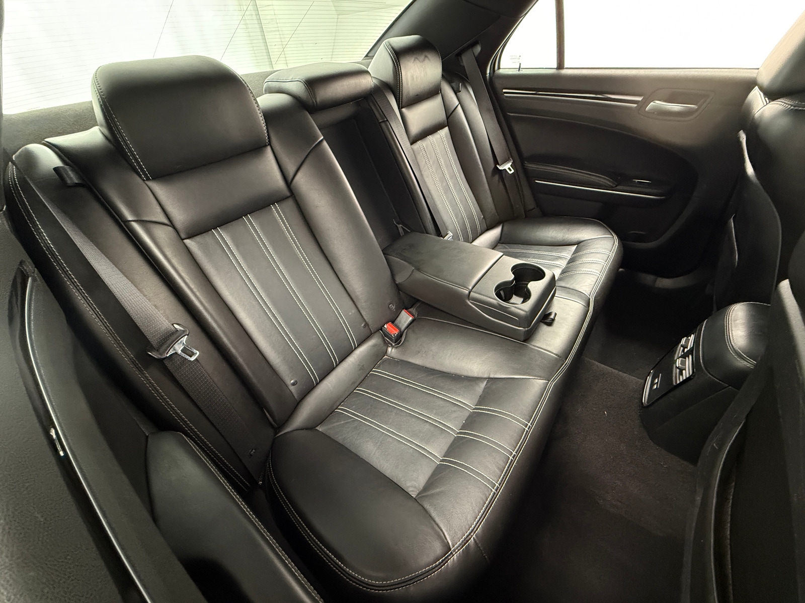 Thumbnail: 2021 Chrysler 300 - 5