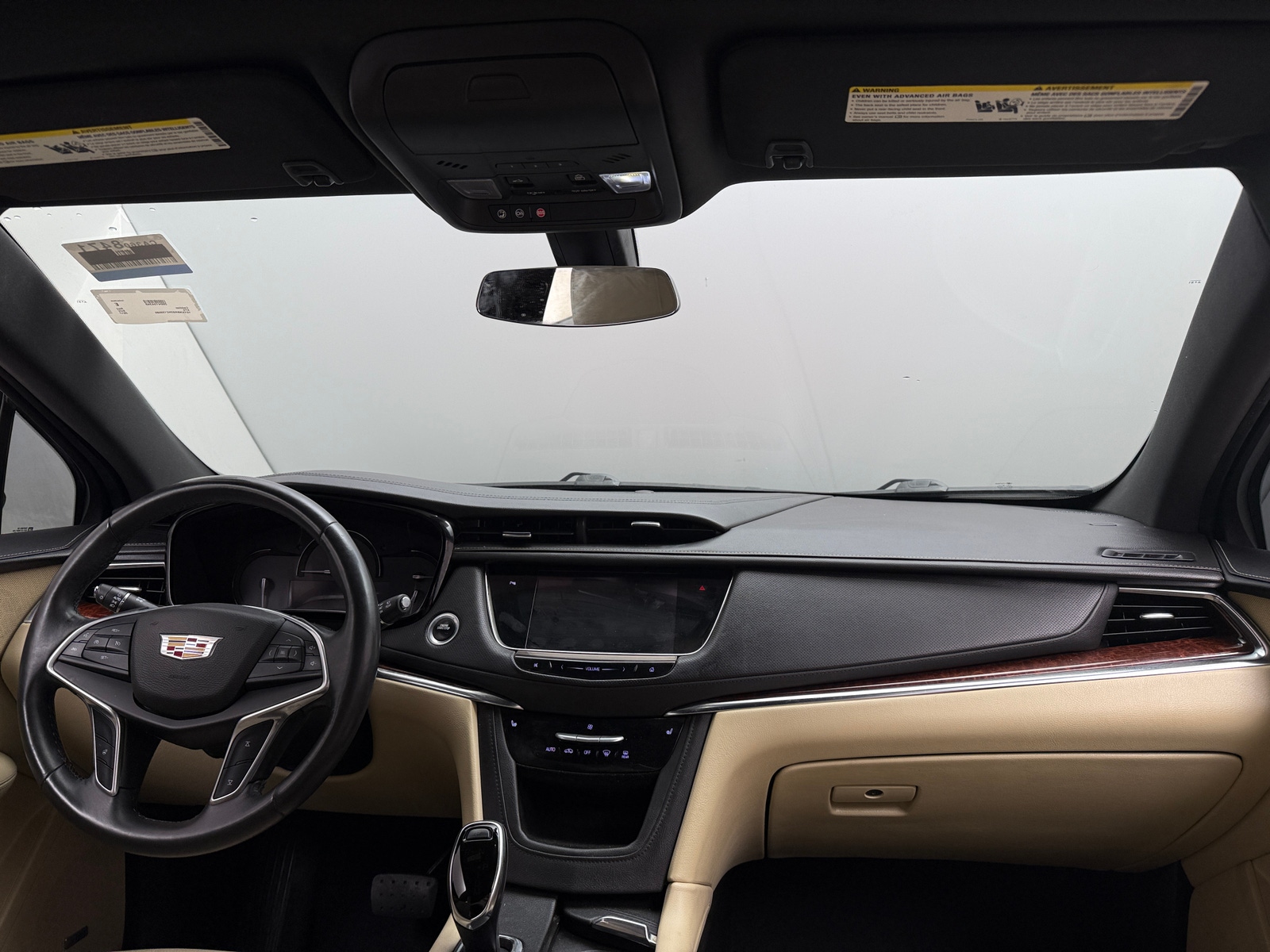 Thumbnail: 2017 Cadillac XT5 - 2