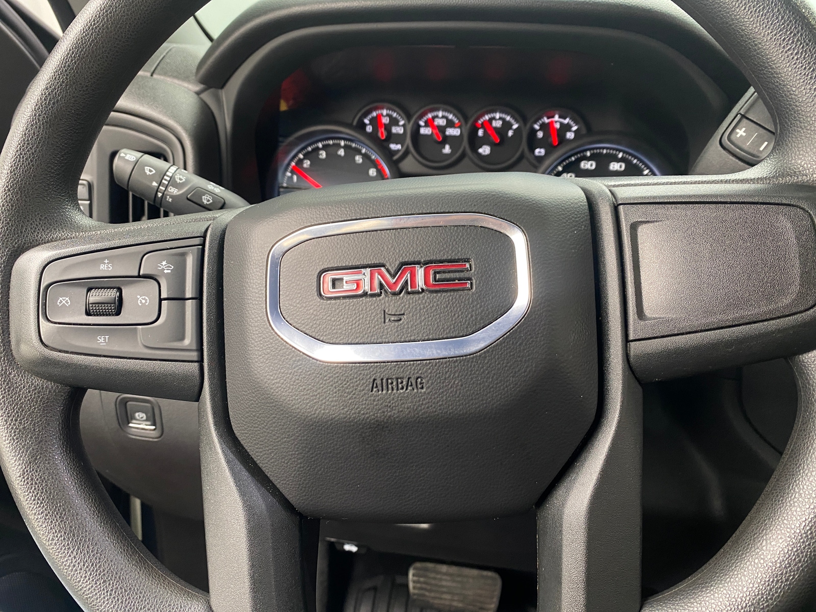 Thumbnail: 2024 GMC Sierra 1500 - 5