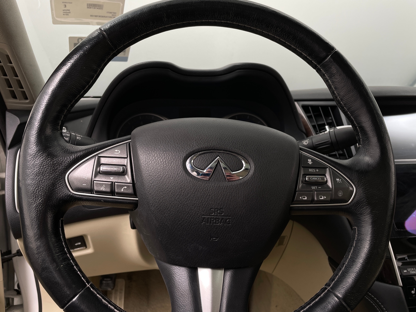 Thumbnail: 2014 INFINITI Q50 - 4