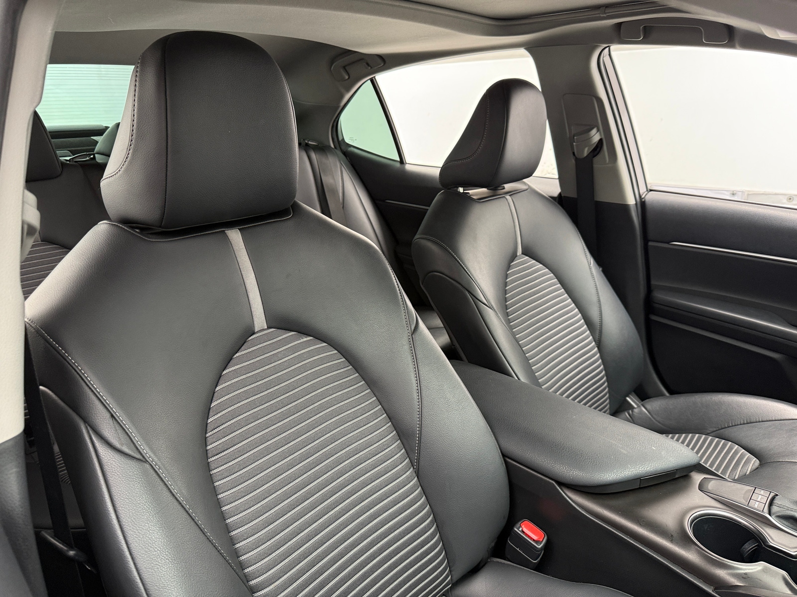 Thumbnail: 2022 Toyota Camry - 2