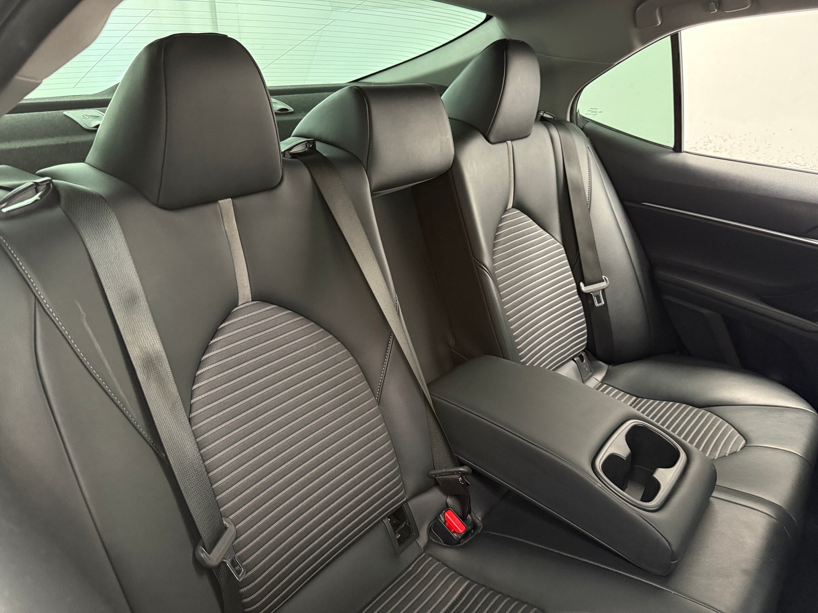 Thumbnail: 2022 Toyota Camry - 6