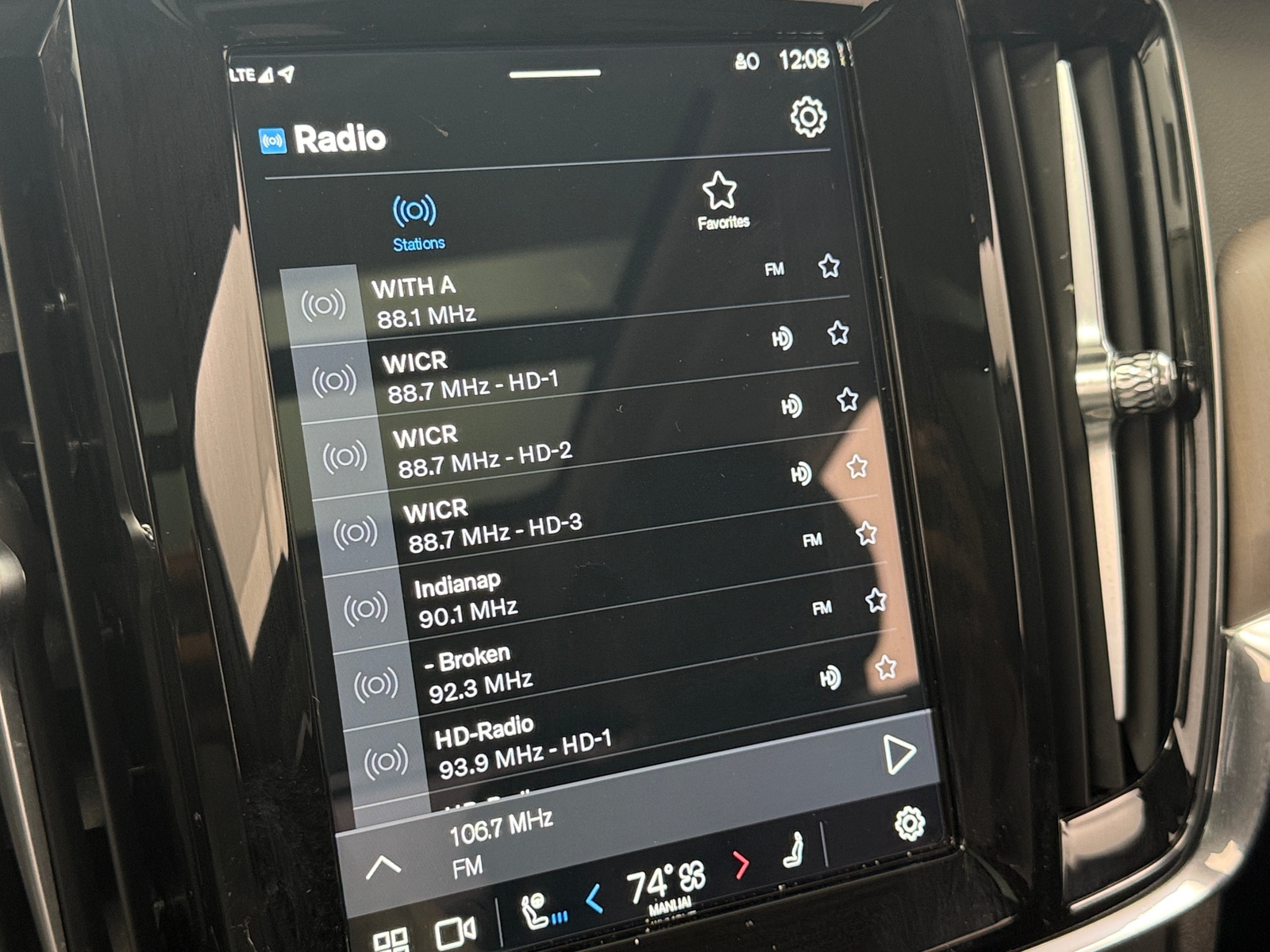 Thumbnail: 2022 Volvo S90 - 3