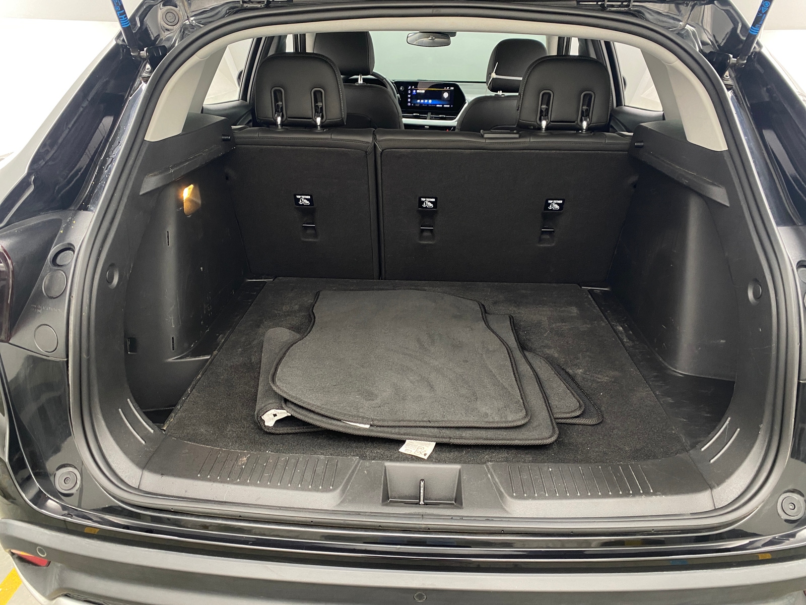 Thumbnail: 2024 Chevrolet Trax - 7