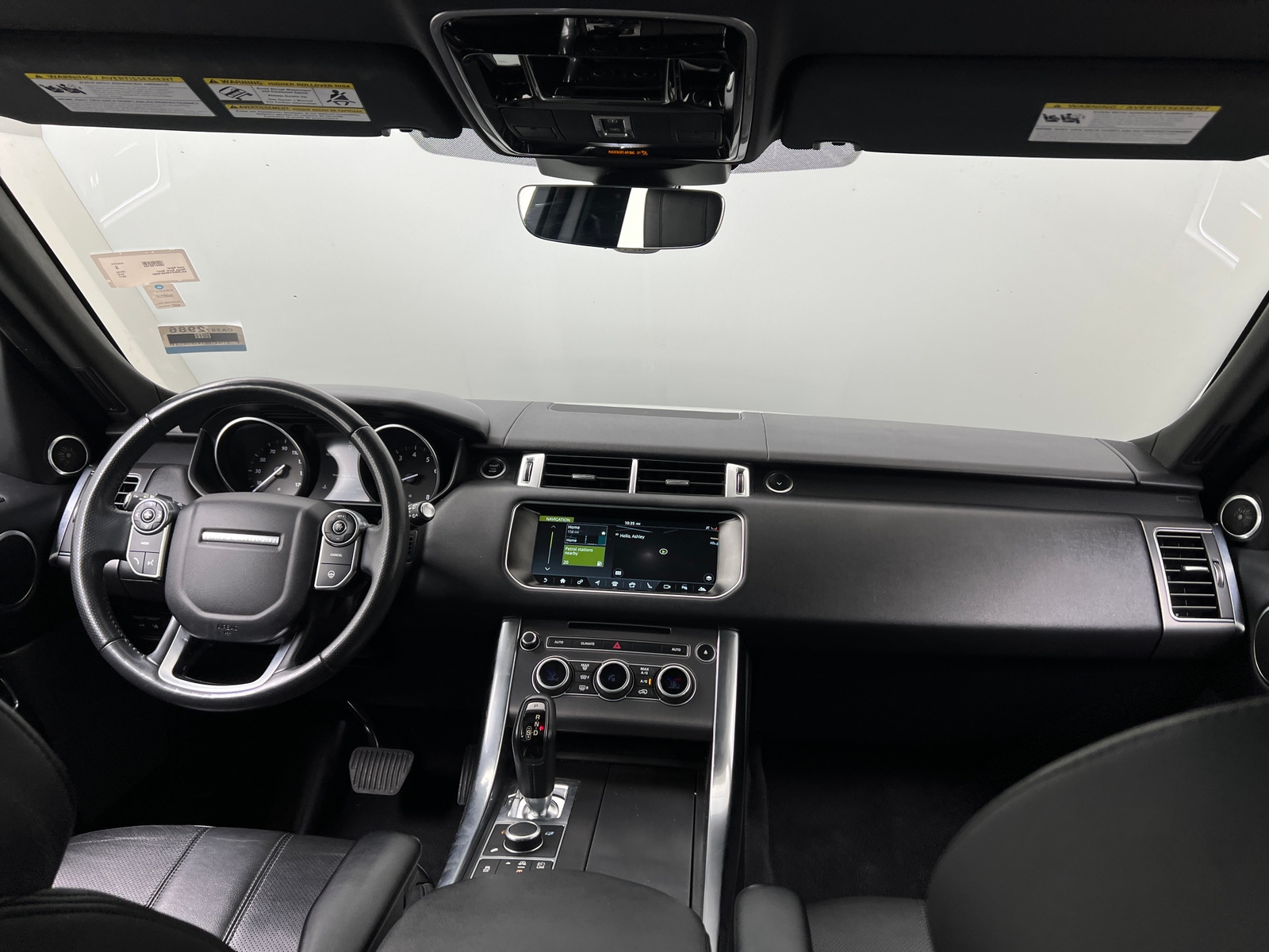 Thumbnail: 2017 Land Rover Range Rover Sport - 2