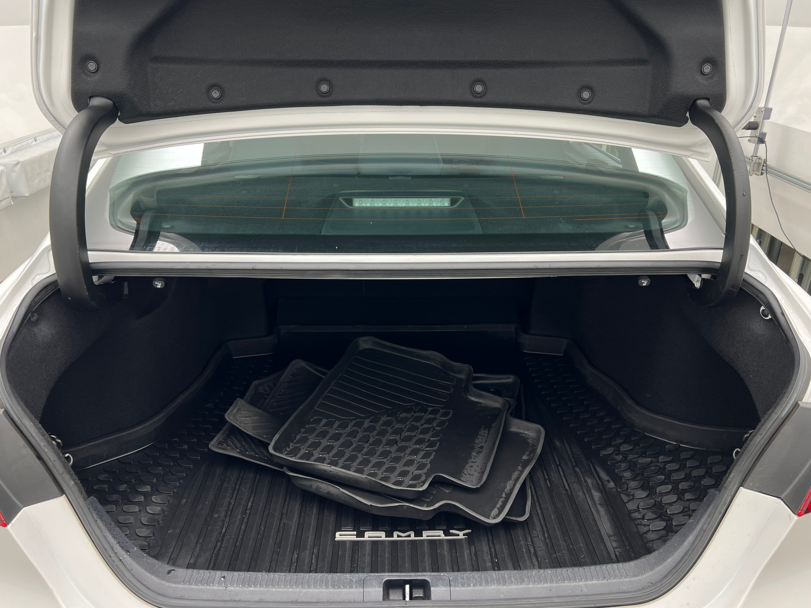 Thumbnail: 2021 Toyota Camry - 7