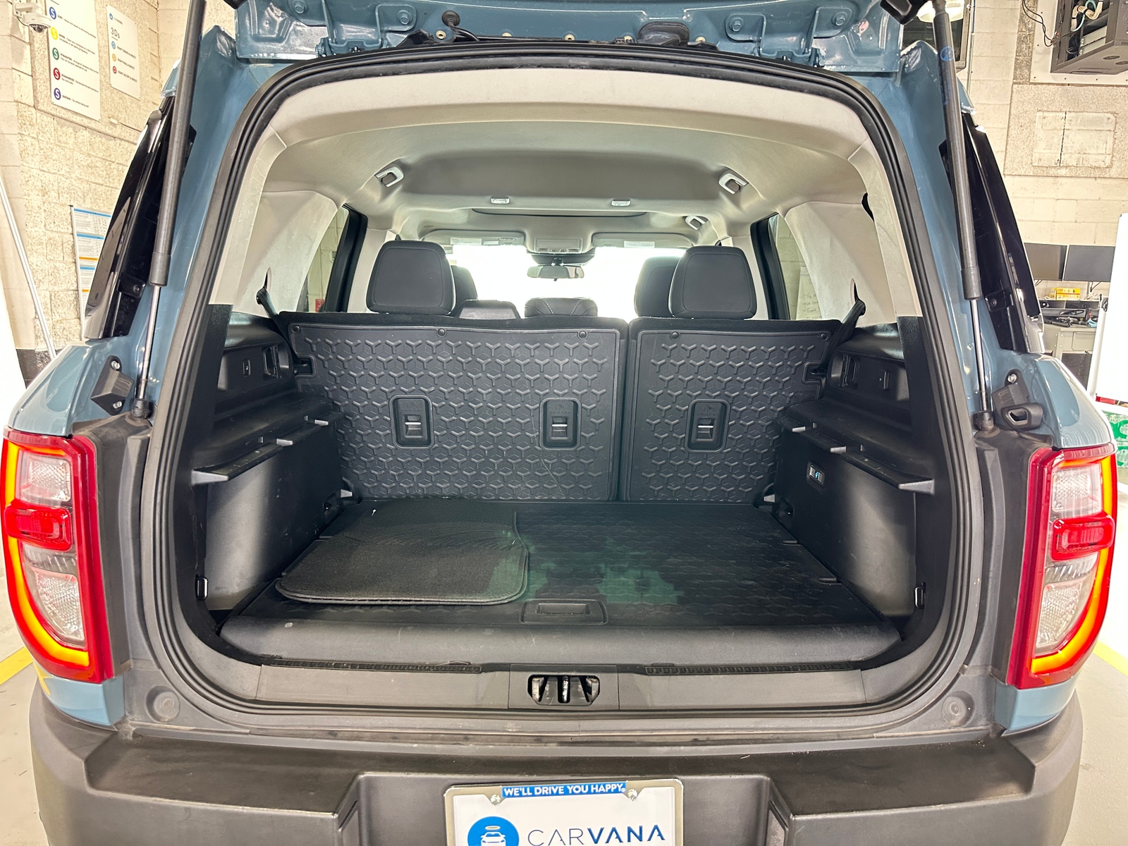 Thumbnail: 2023 Ford Bronco Sport - 7