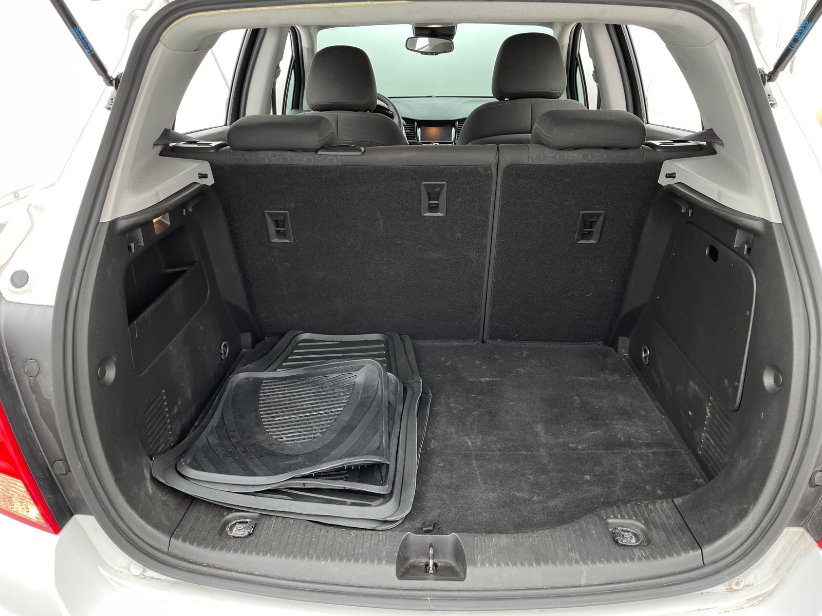 Thumbnail: 2017 Chevrolet Trax - 7