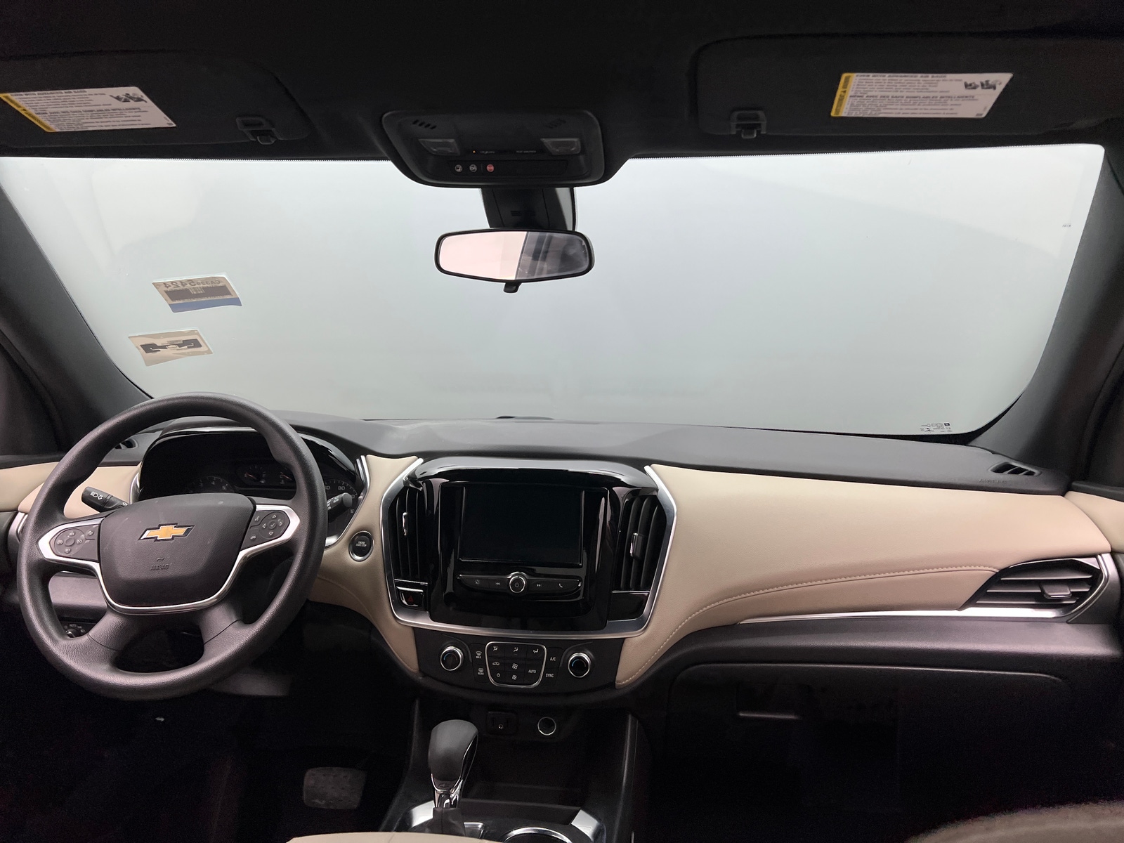 Thumbnail: 2022 Chevrolet Traverse - 3