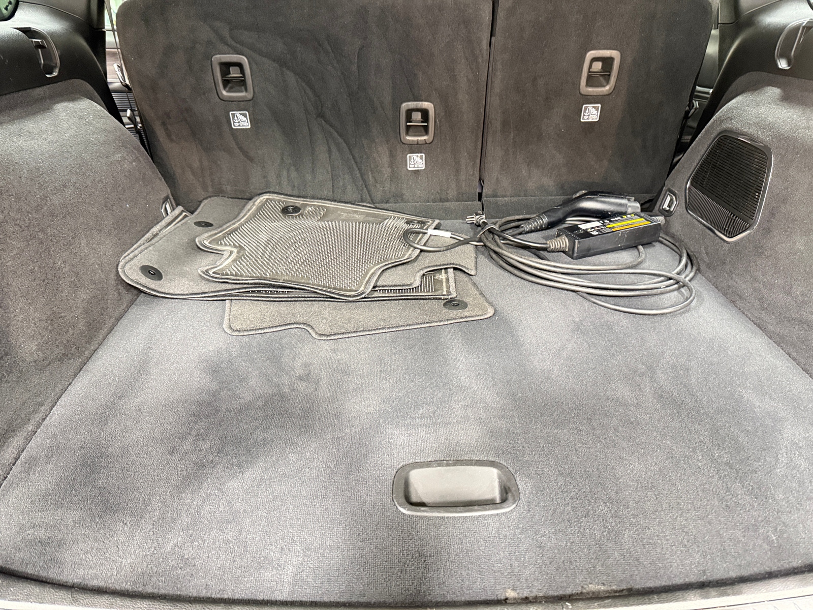 Thumbnail: 2022 Jeep Grand Cherokee - 6