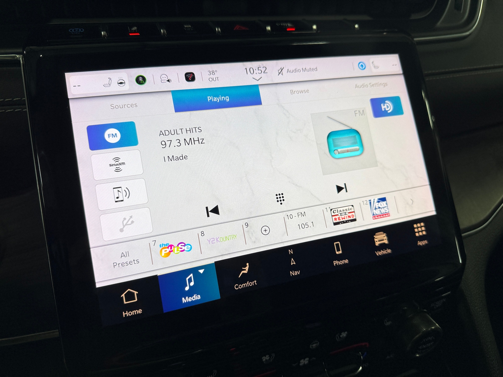 Thumbnail: 2022 Jeep Grand Cherokee - 3