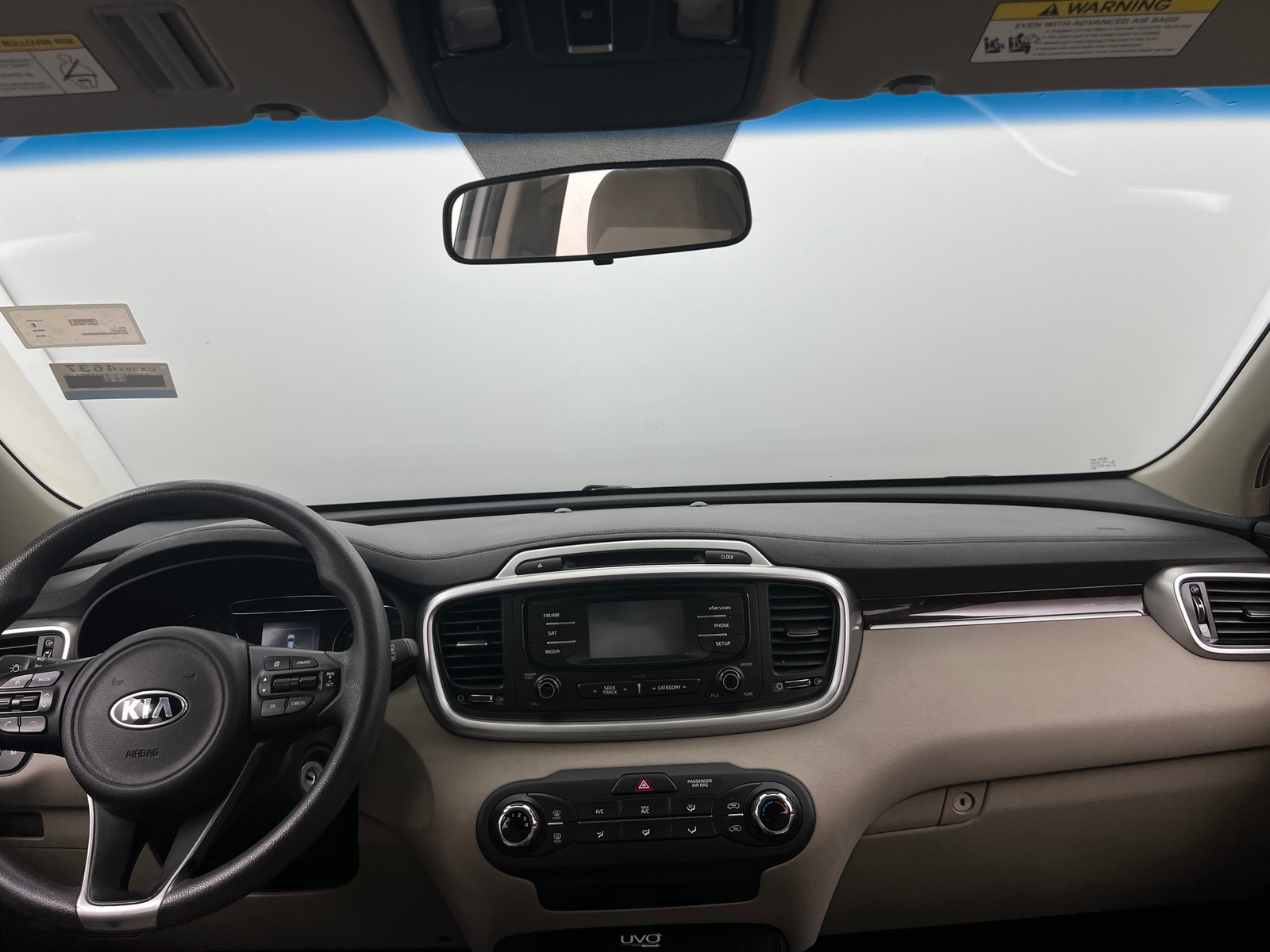 Thumbnail: 2016 Kia Sorento - 3