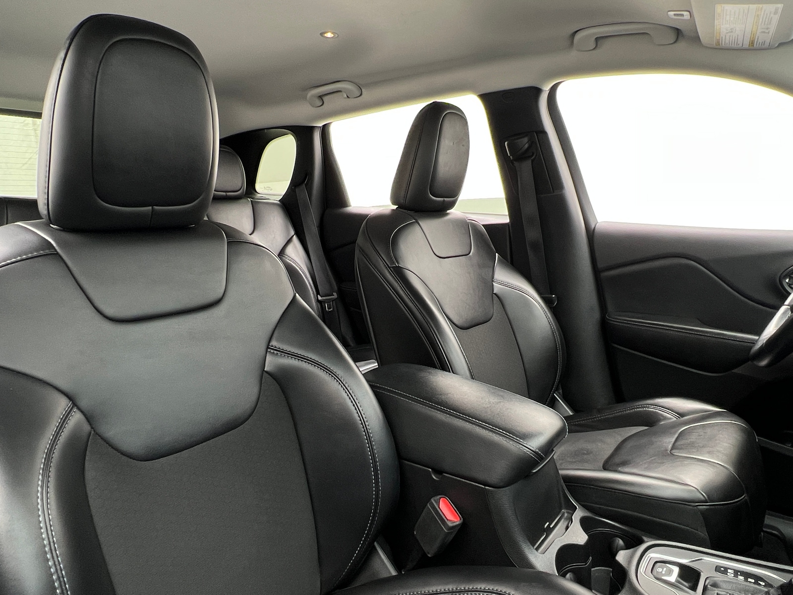 Thumbnail: 2019 Jeep Cherokee - 2