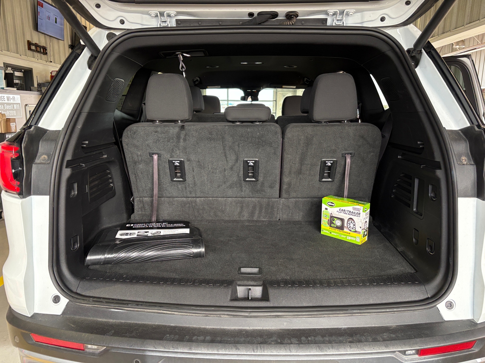 Thumbnail: 2025 GMC Acadia - 7