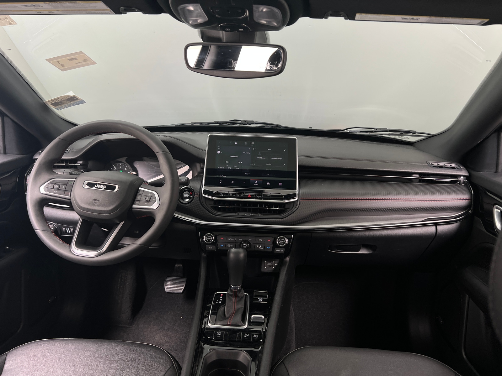 Thumbnail: 2023 Jeep Compass - 3