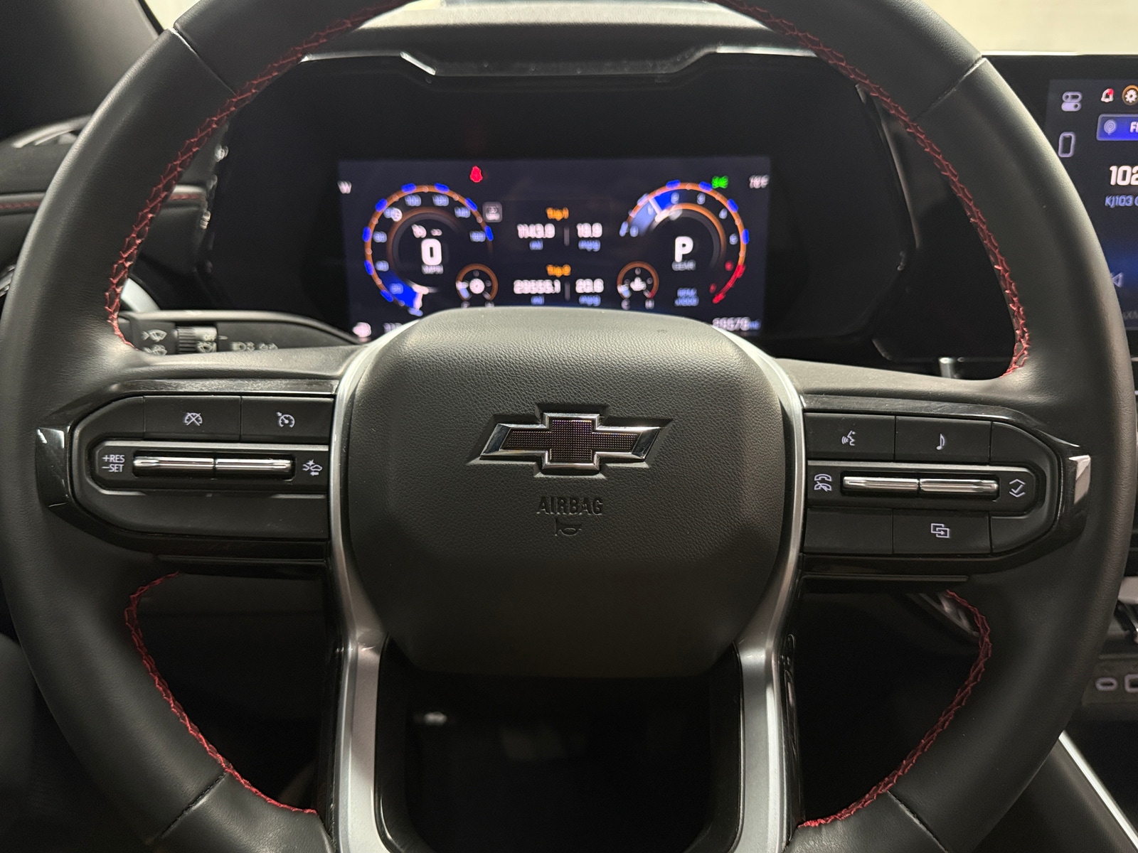 Thumbnail: 2024 Chevrolet Colorado - 5