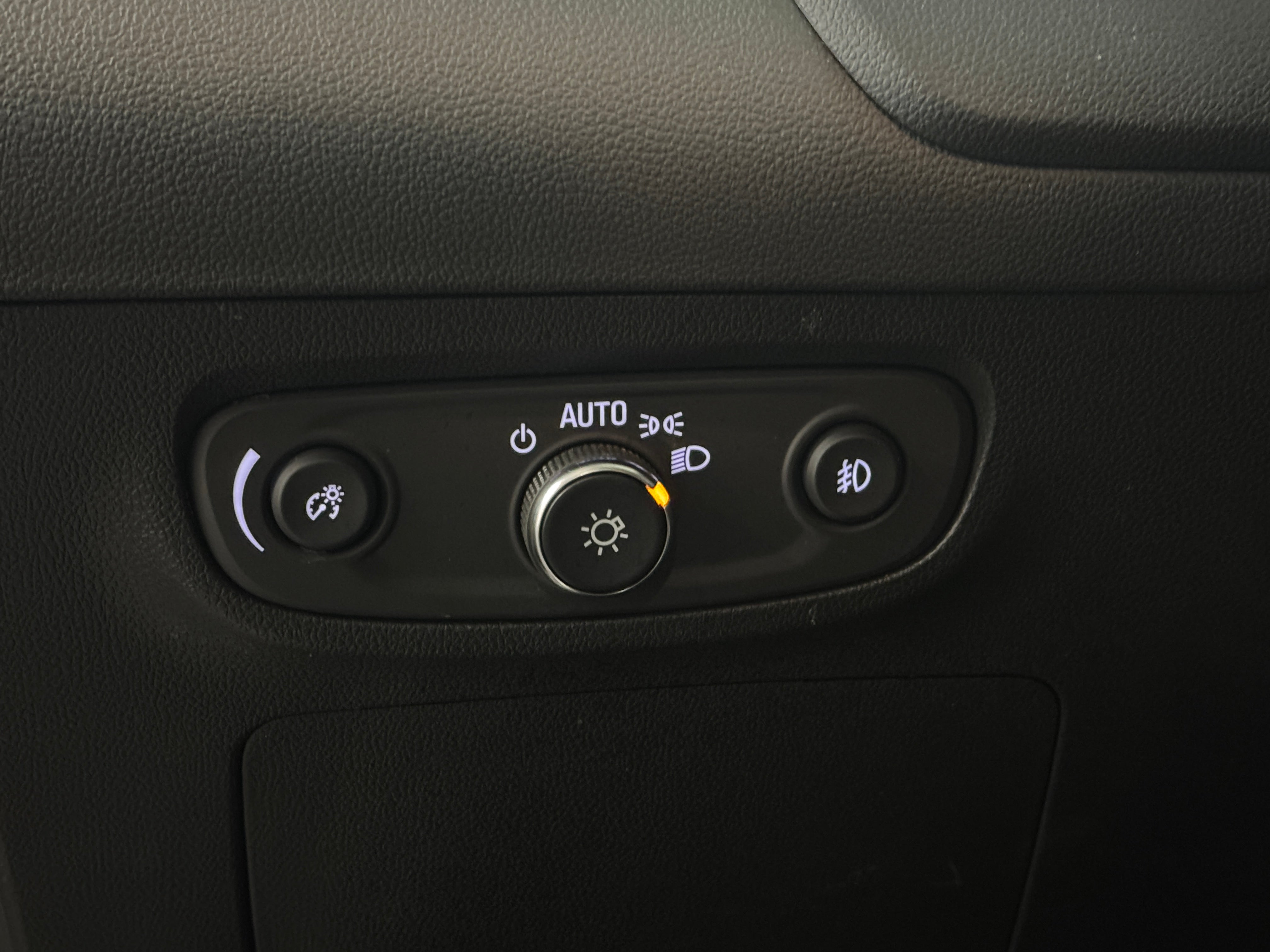 Image of 2023 Buick Encore GX Select