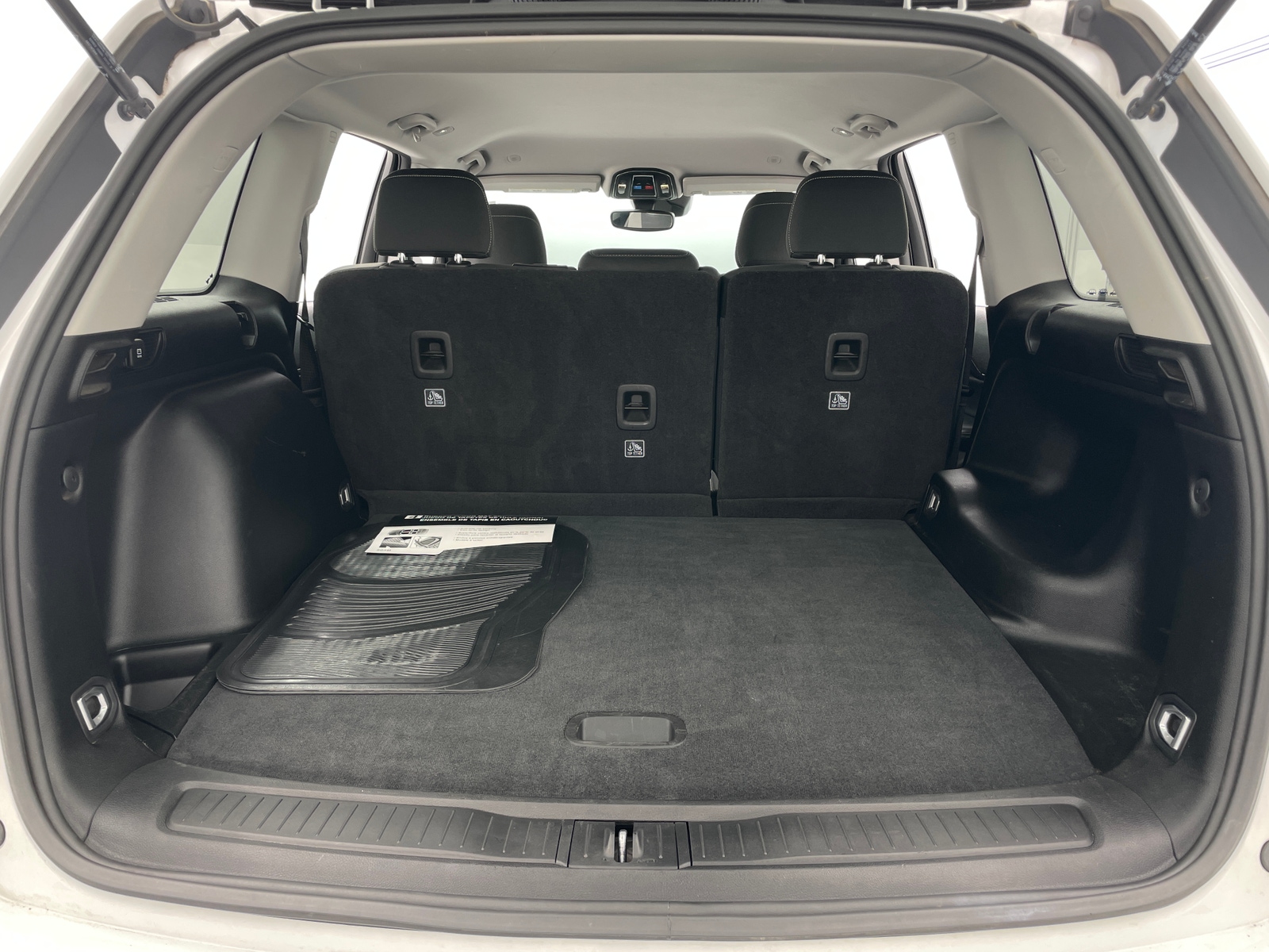 Thumbnail: 2023 Jeep Grand Cherokee - 7