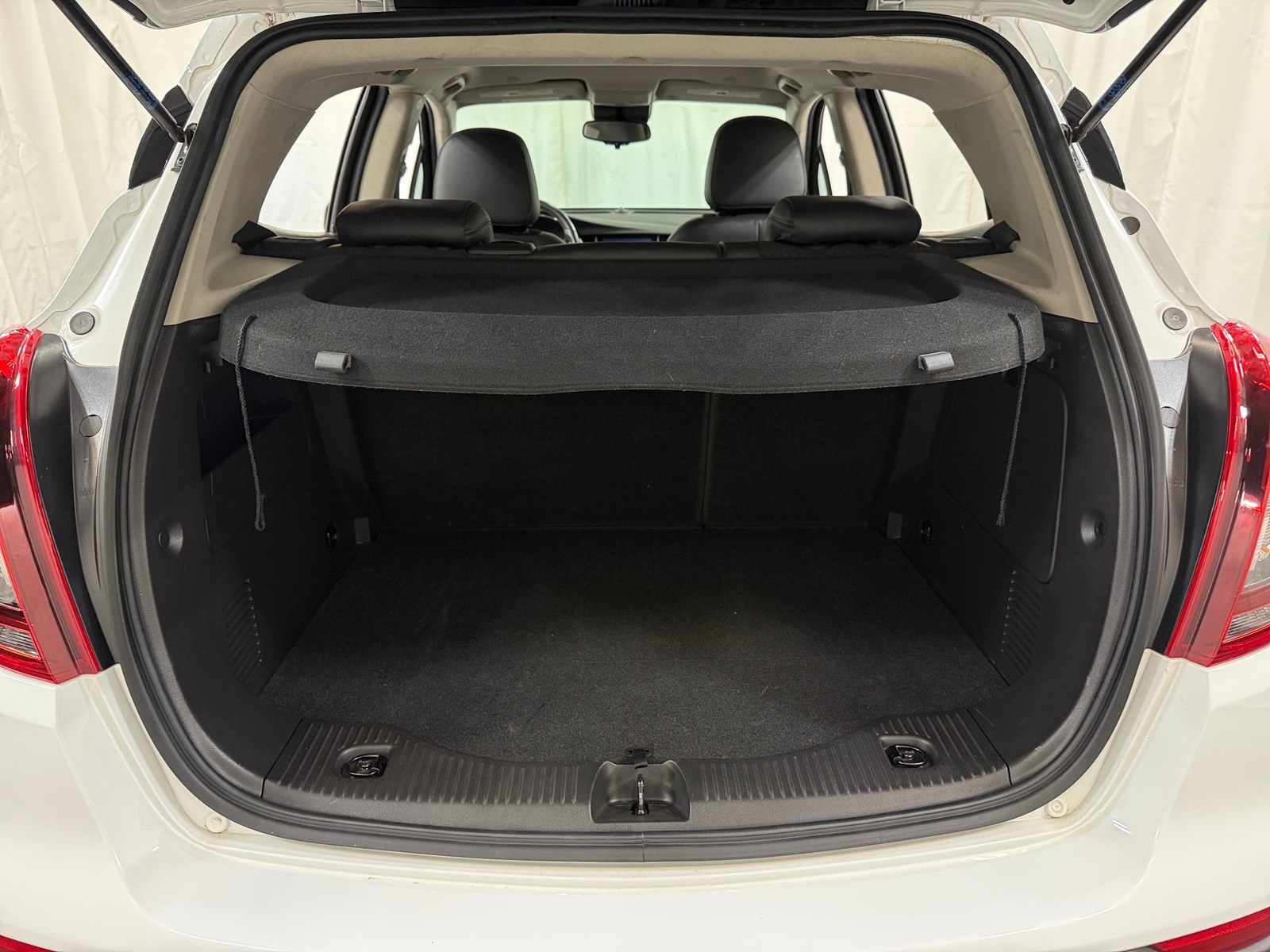 Thumbnail: 2021 Buick Encore - 6