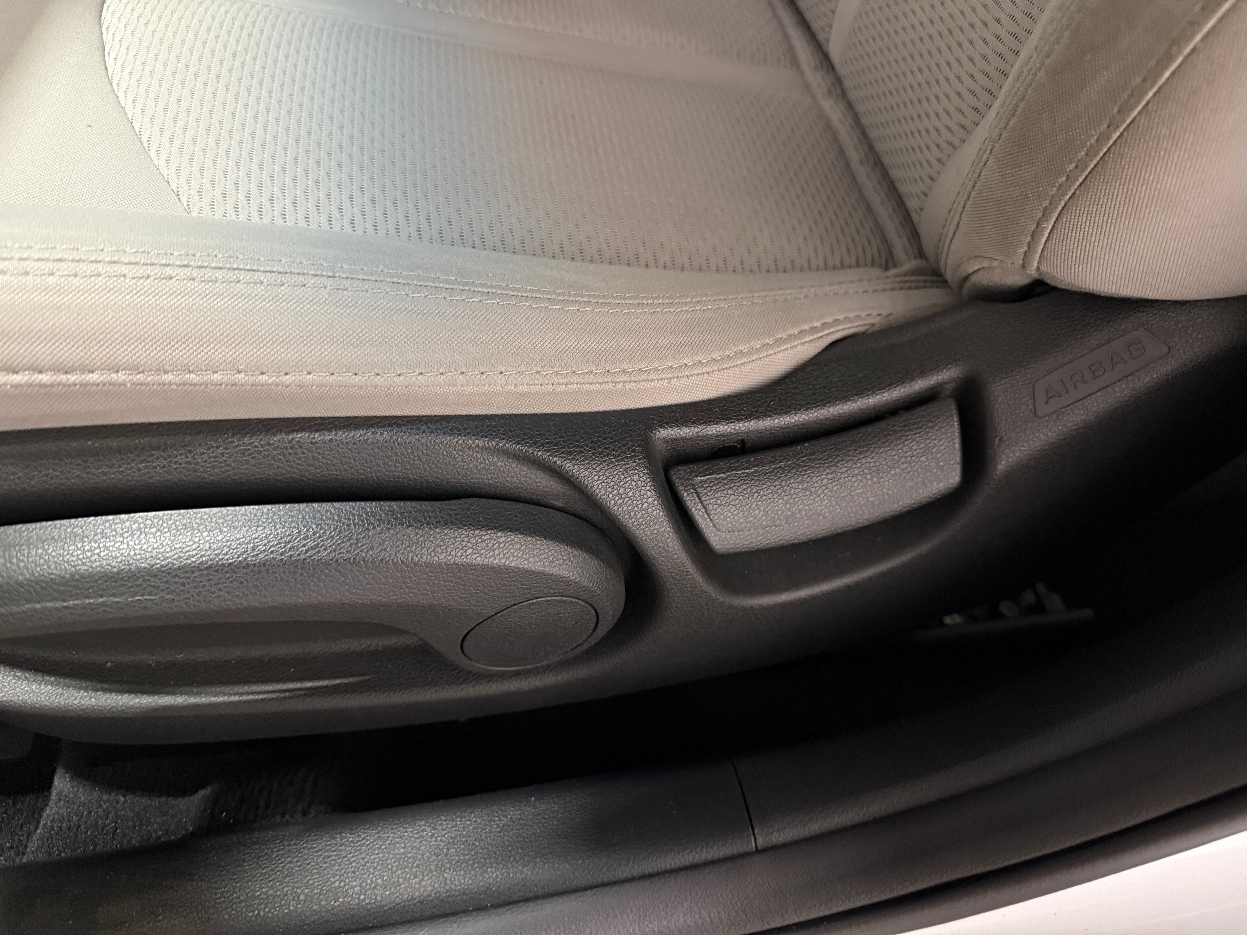 Used 2016 Hyundai Sonata SE with VIN 5NPE24AF7GH335764 for sale in Oak Creek, WI