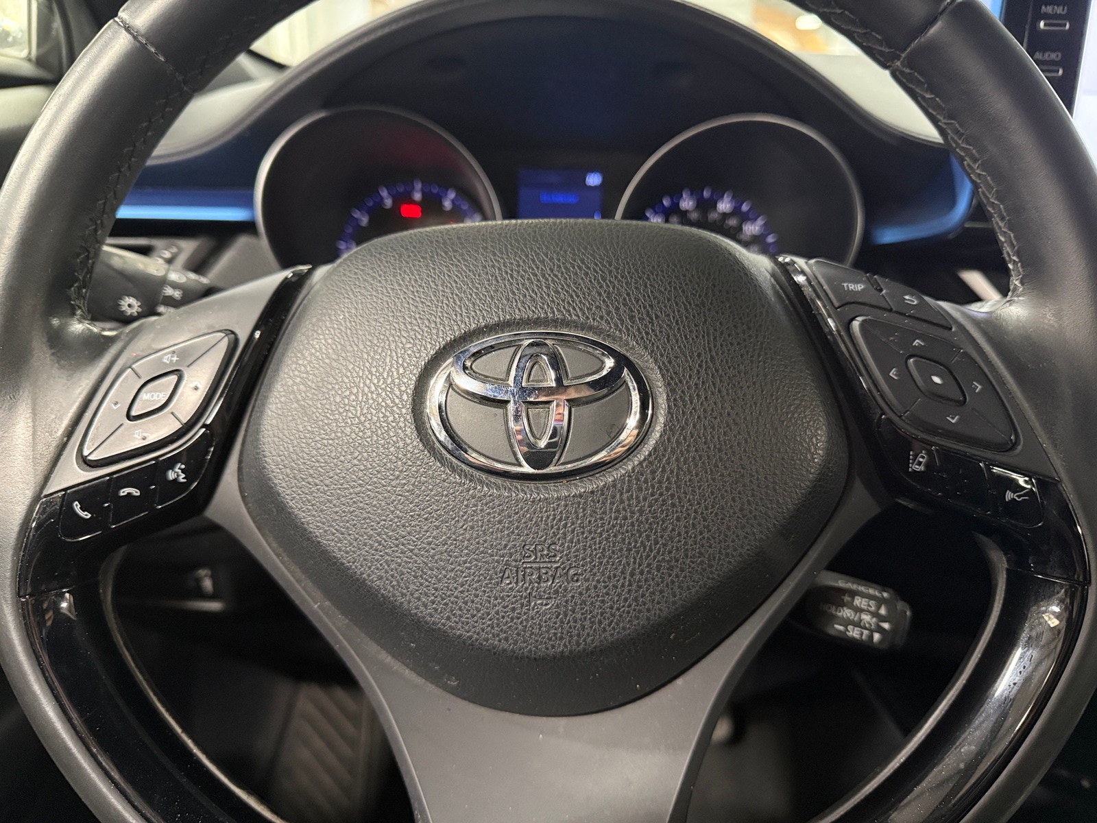 Thumbnail: 2019 Toyota C-HR - 5