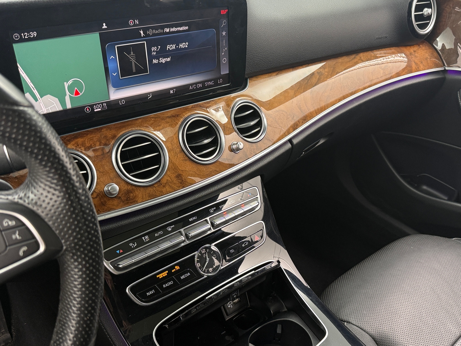 Thumbnail: 2018 Mercedes-Benz E-Class - 3