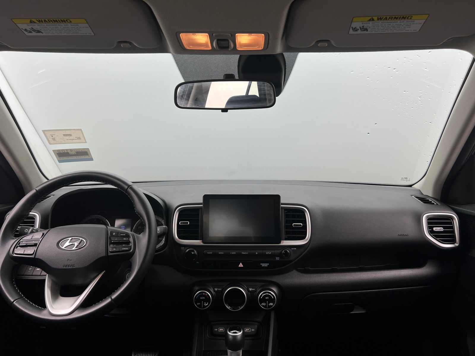 Thumbnail: 2022 Hyundai Venue - 3